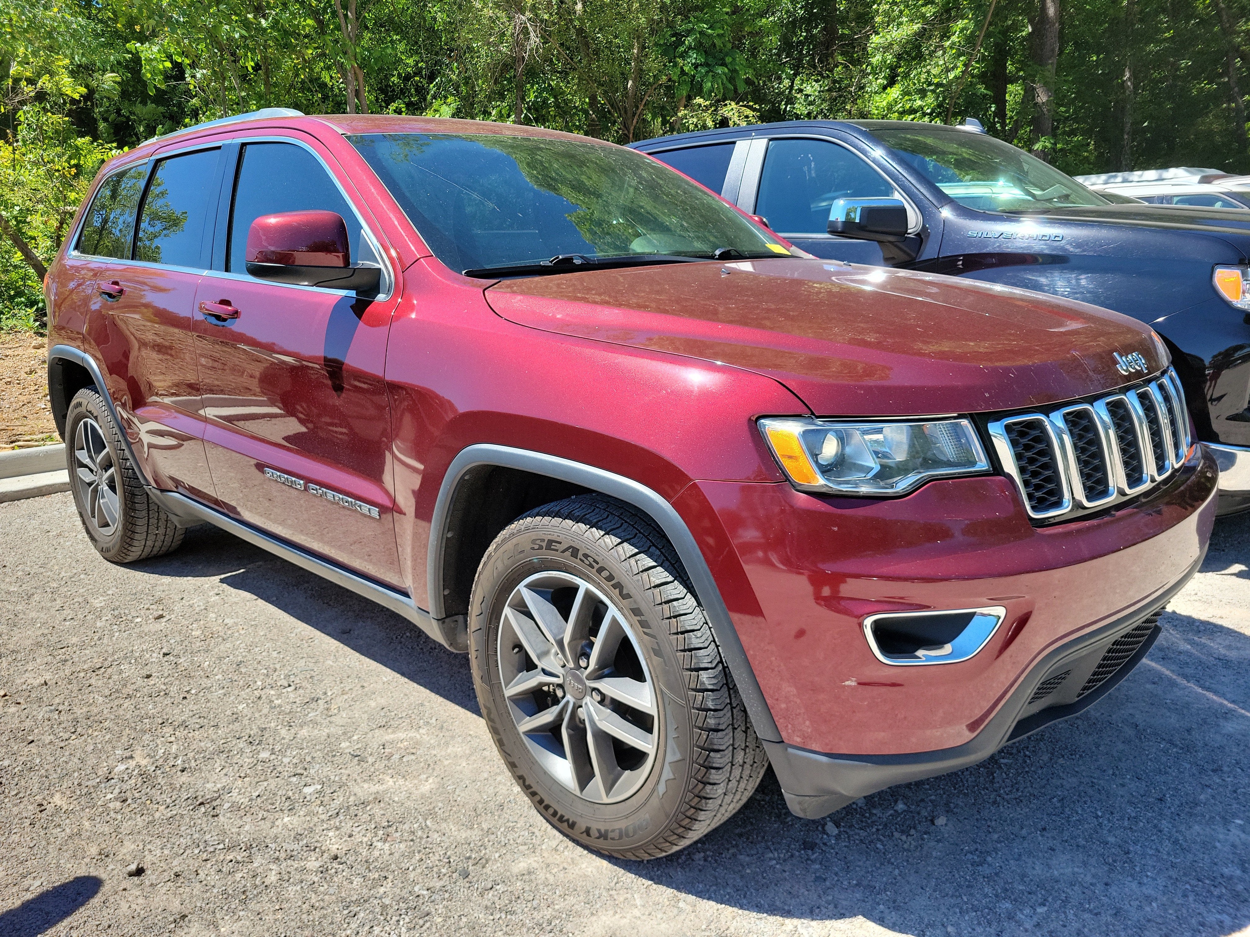 2019 Jeep Grand Cherokee Laredo E's photo