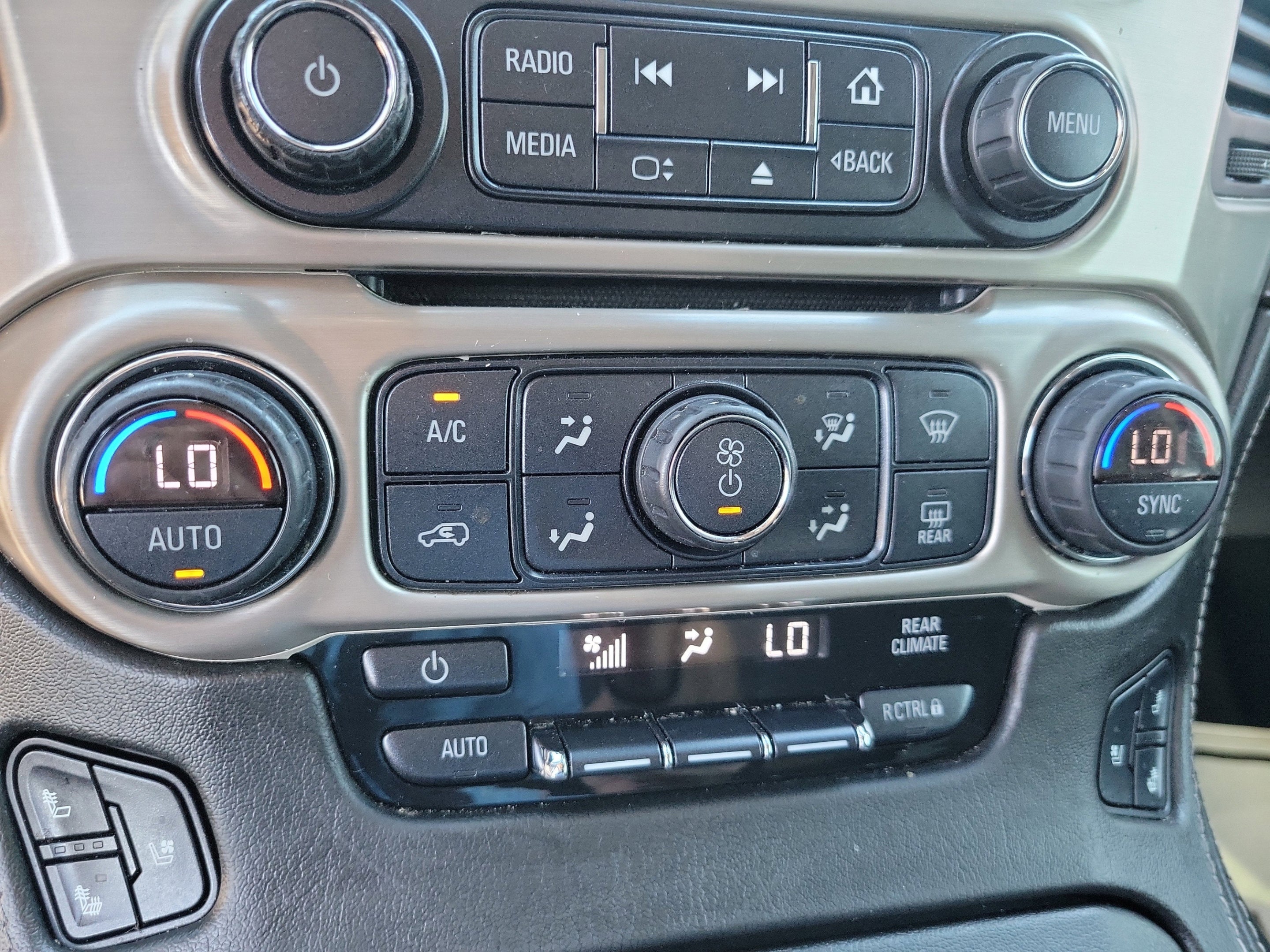 2020 GMC Yukon XL Denali