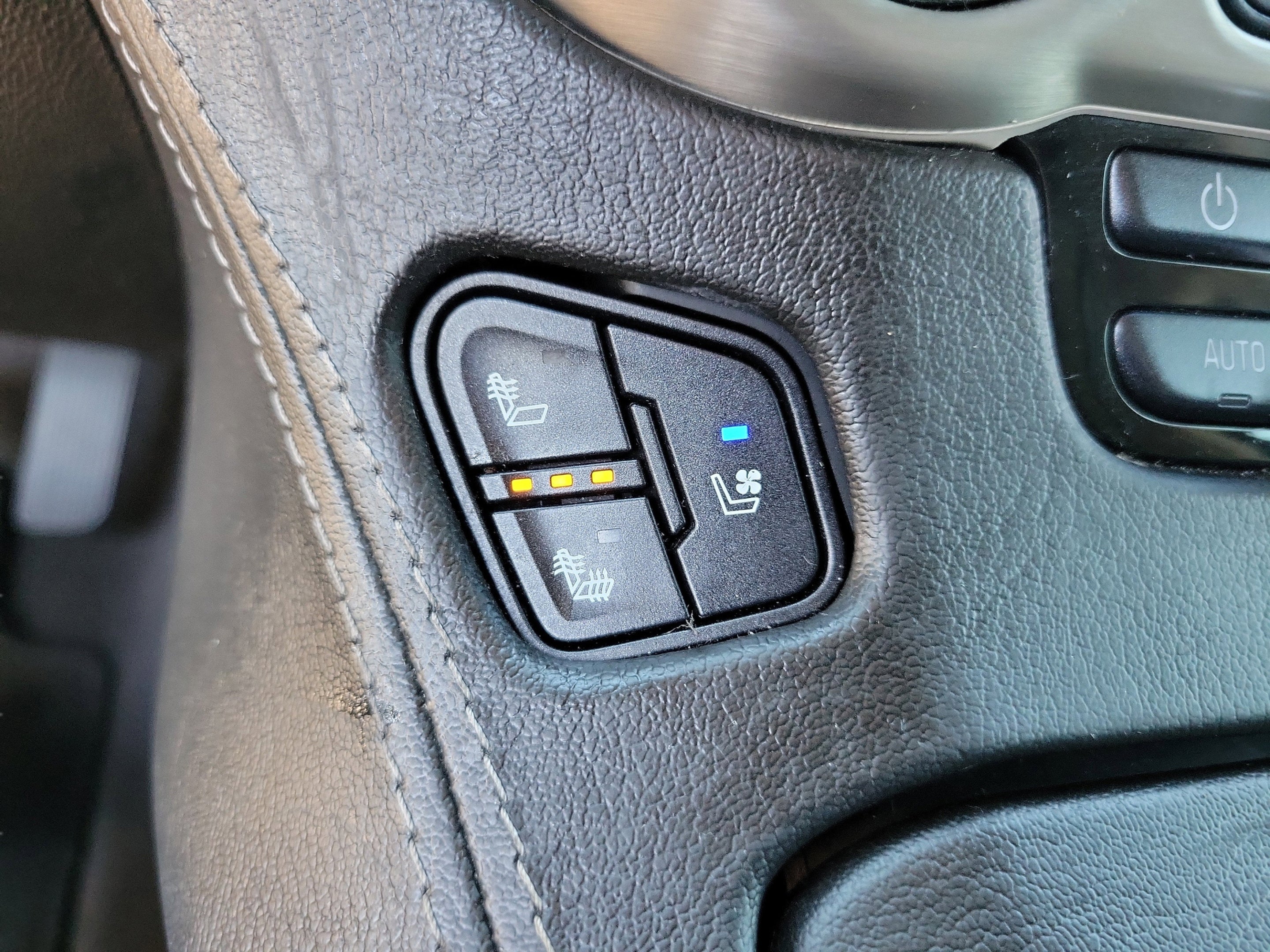 2020 GMC Yukon XL Denali