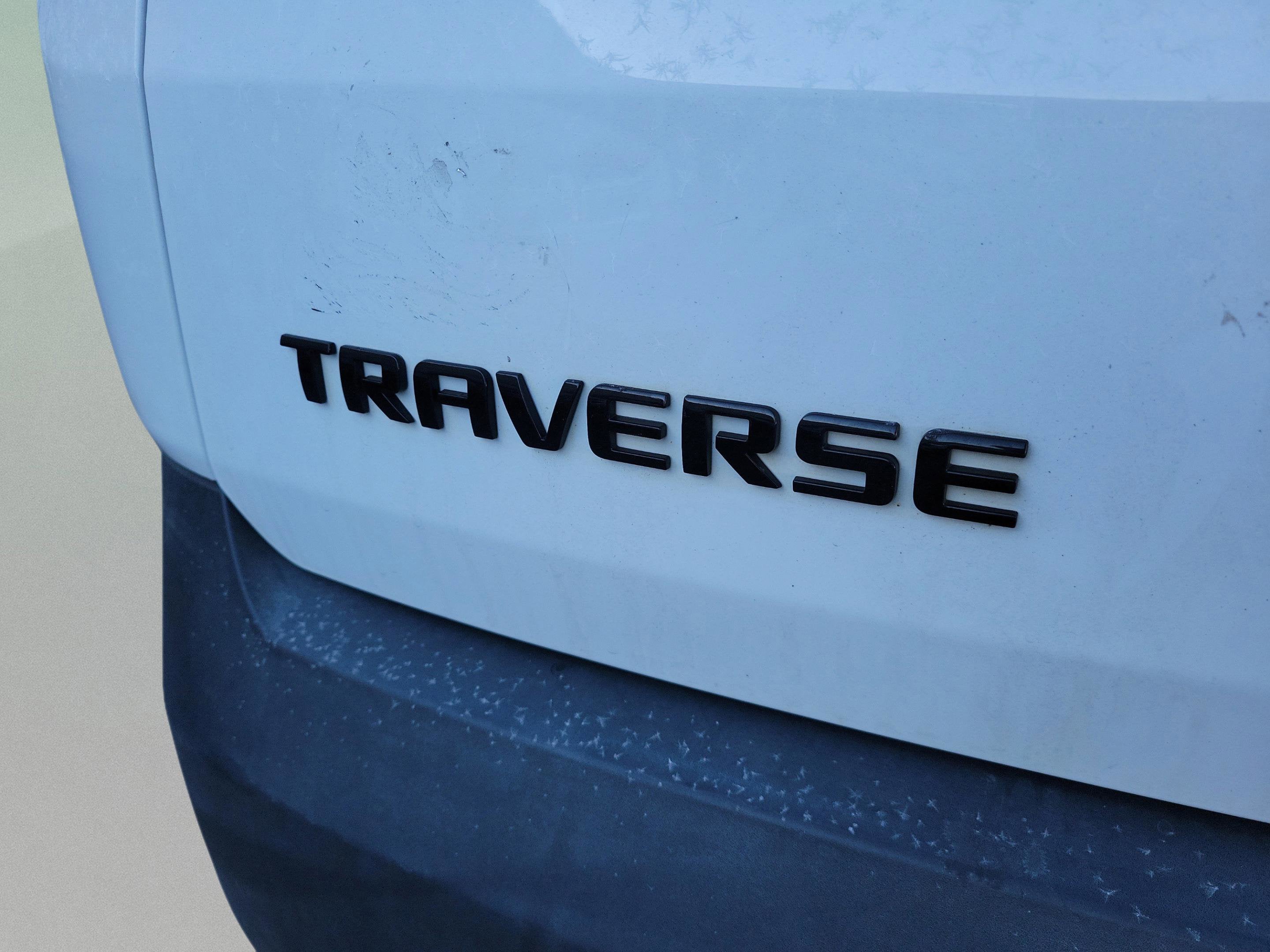2023 Chevrolet Traverse RS