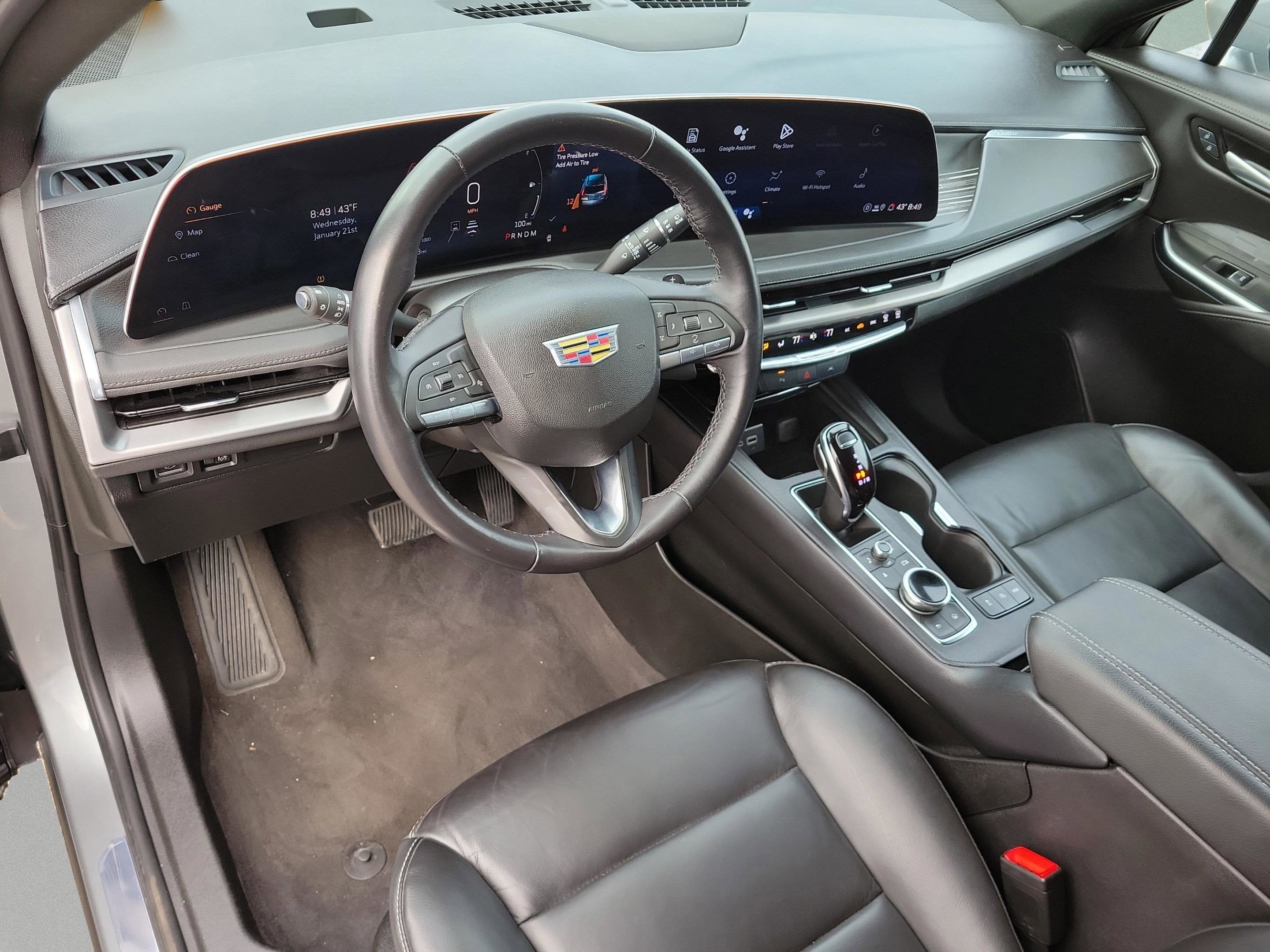 2025 Cadillac XT4 Premium Luxury