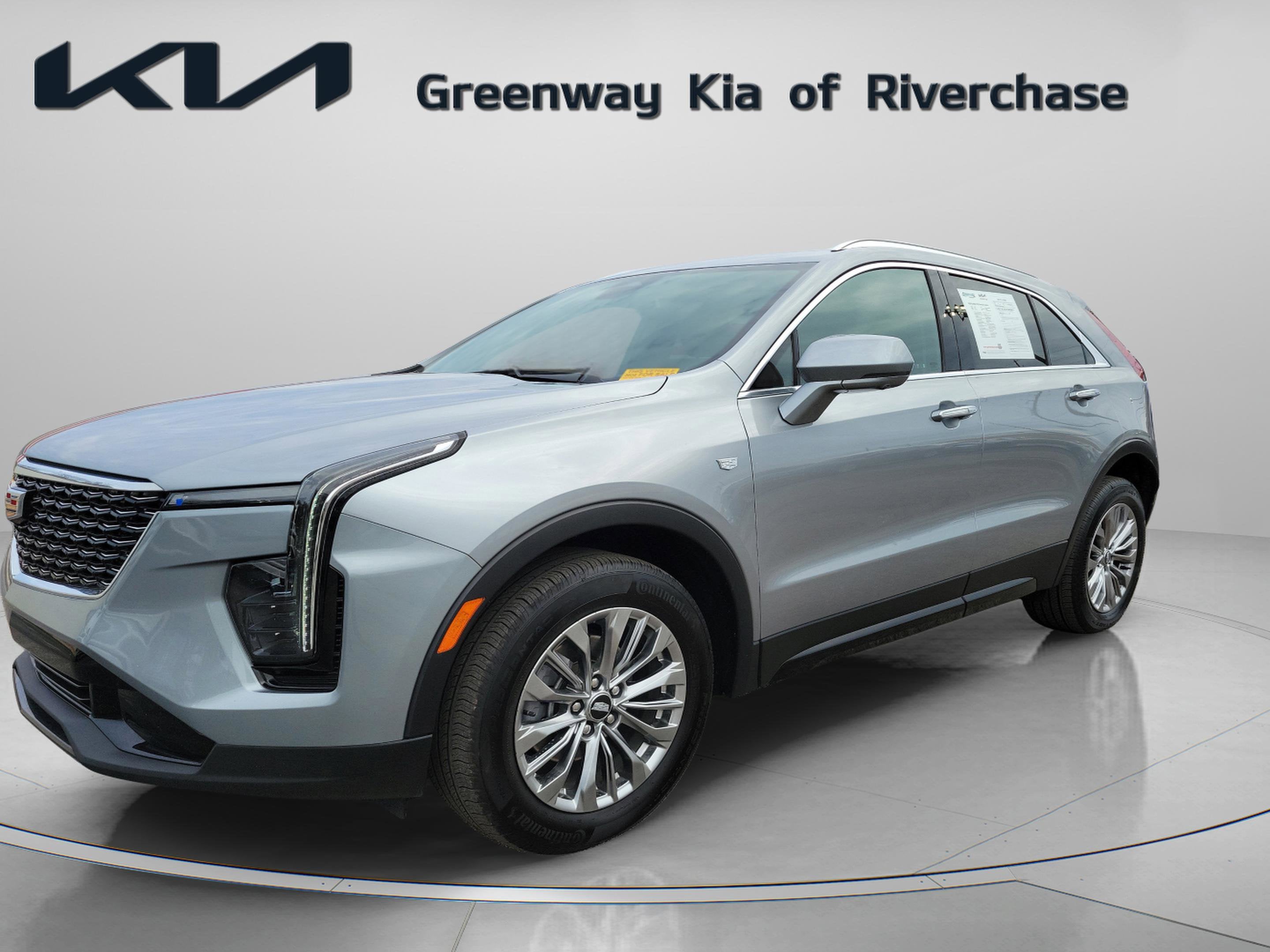 2025 Cadillac XT4 Premium Luxury