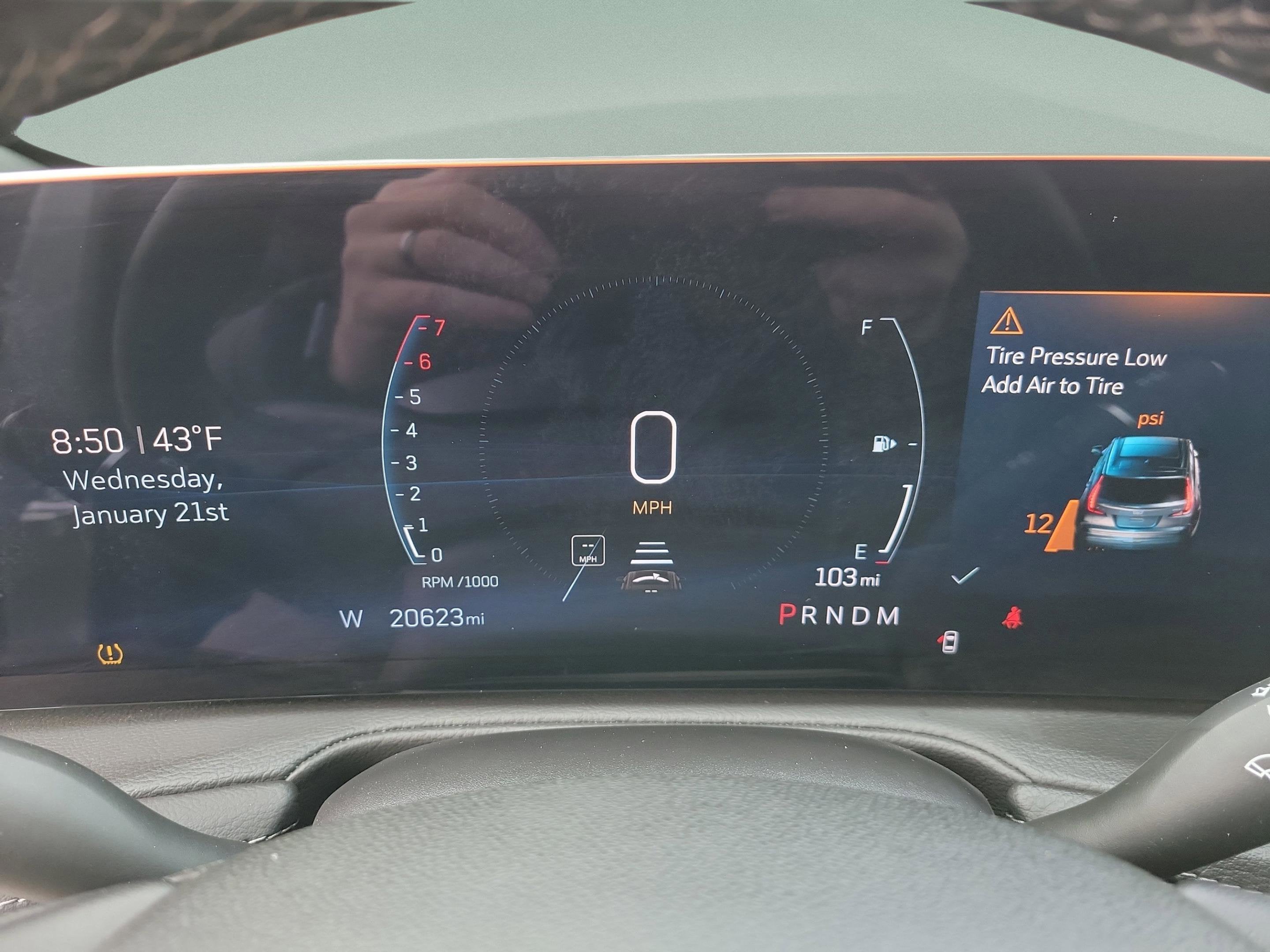 2025 Cadillac XT4 Premium Luxury