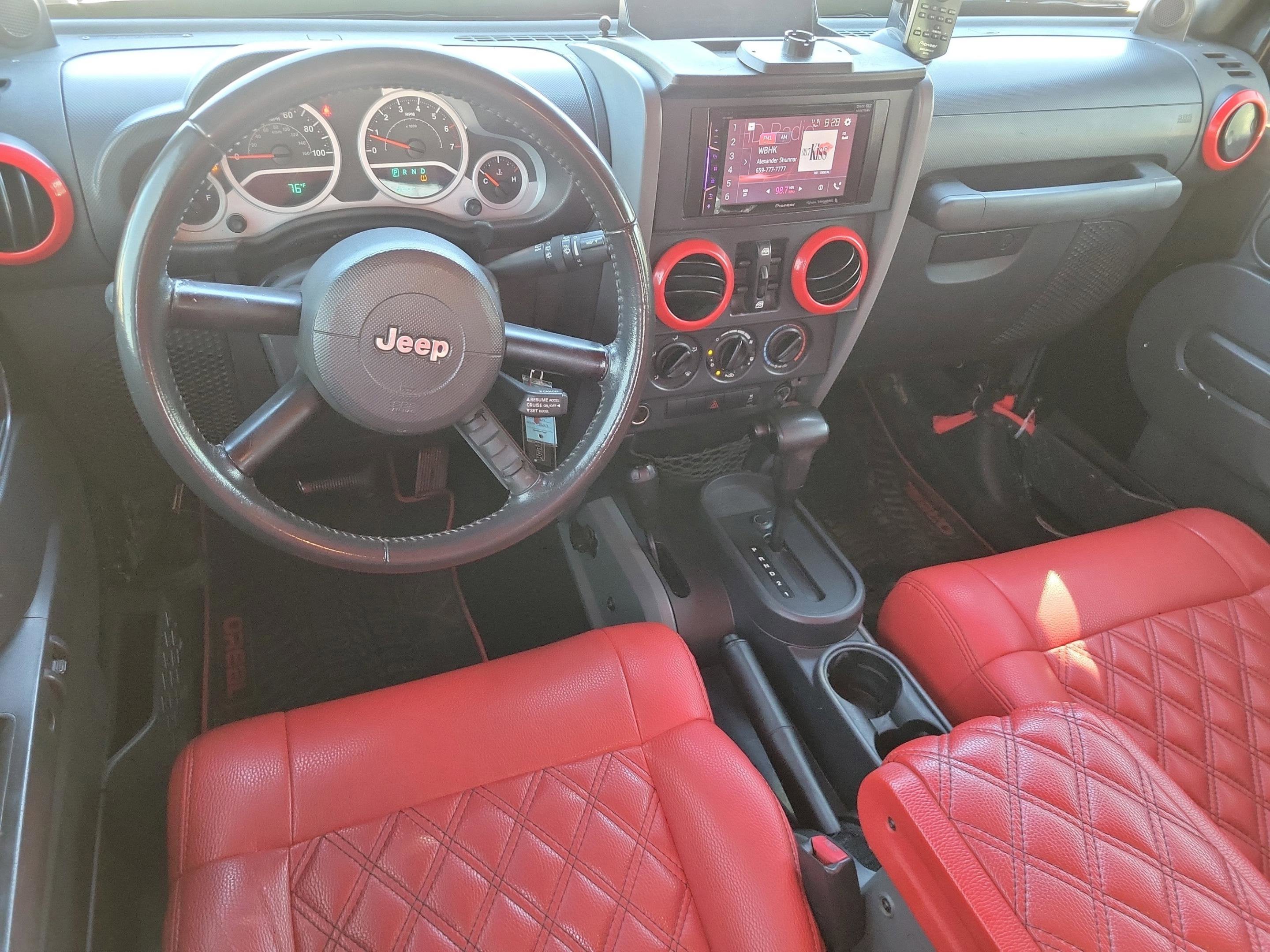 2010 Jeep Wrangler Unlimited Unlimited Sahara
