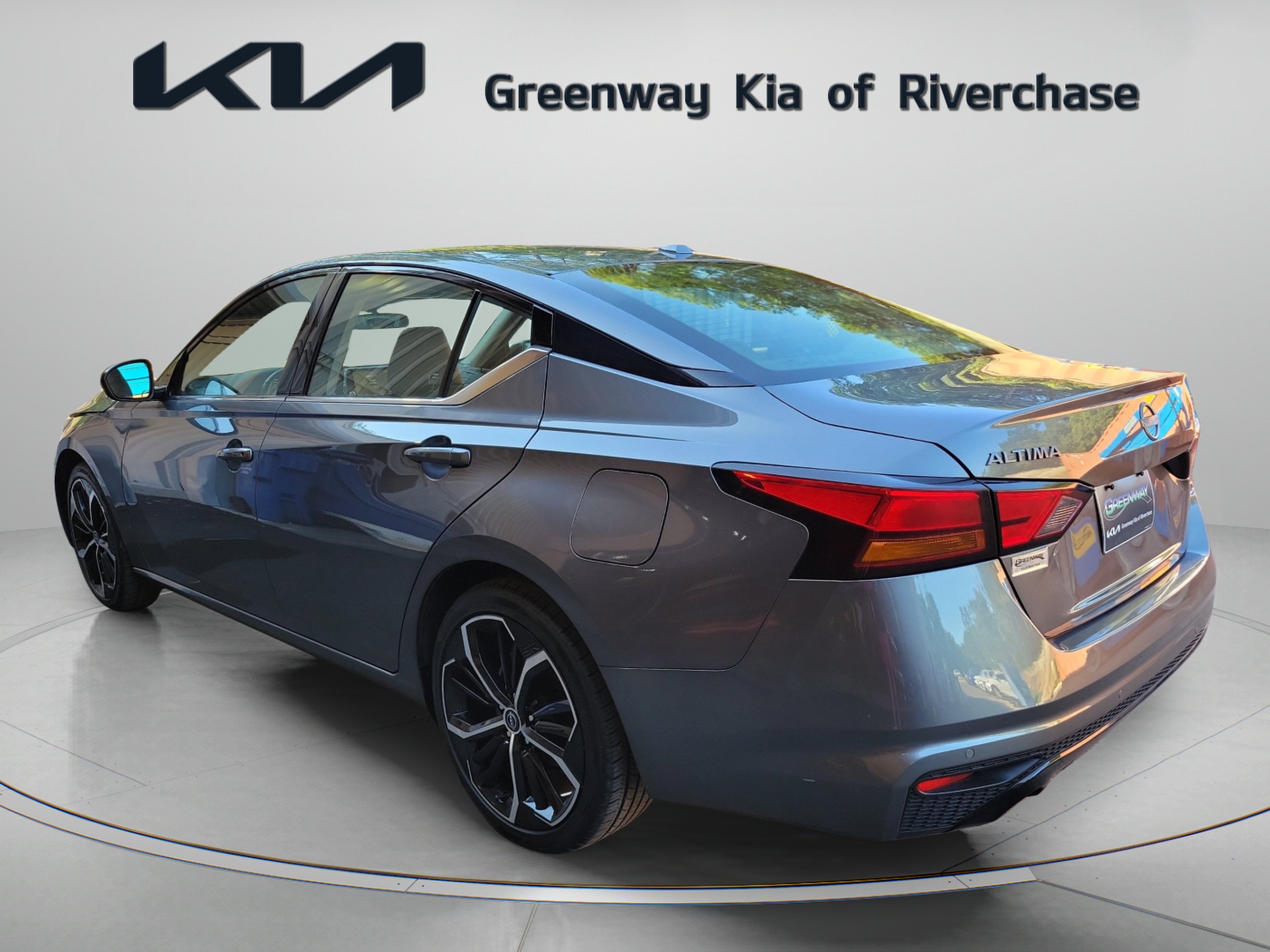 2025 Nissan Altima 2.5 SR