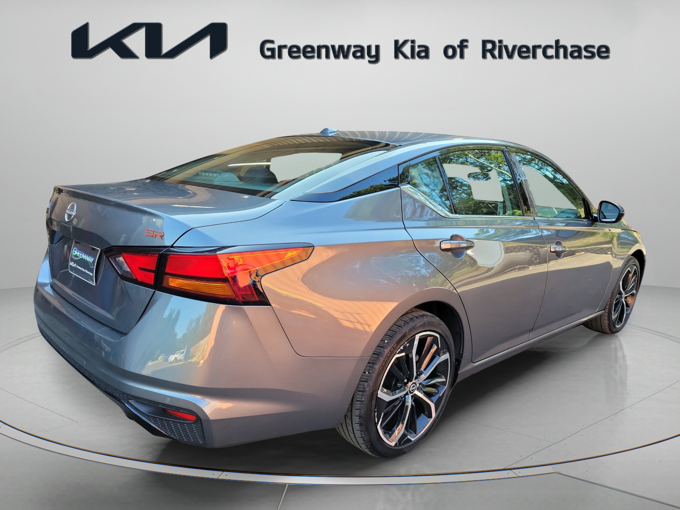 2025 Nissan Altima 2.5 SR