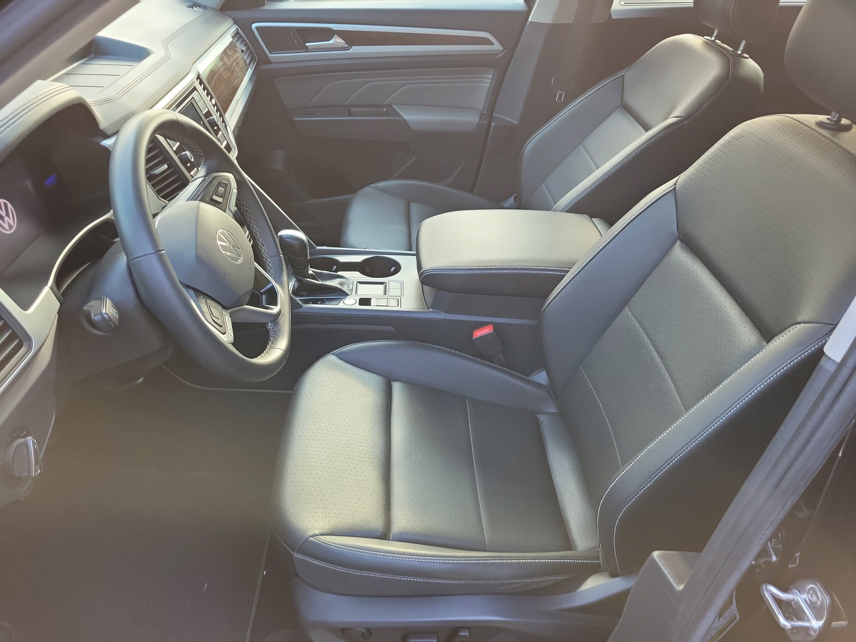 2023 Volkswagen Atlas 2.0T SE