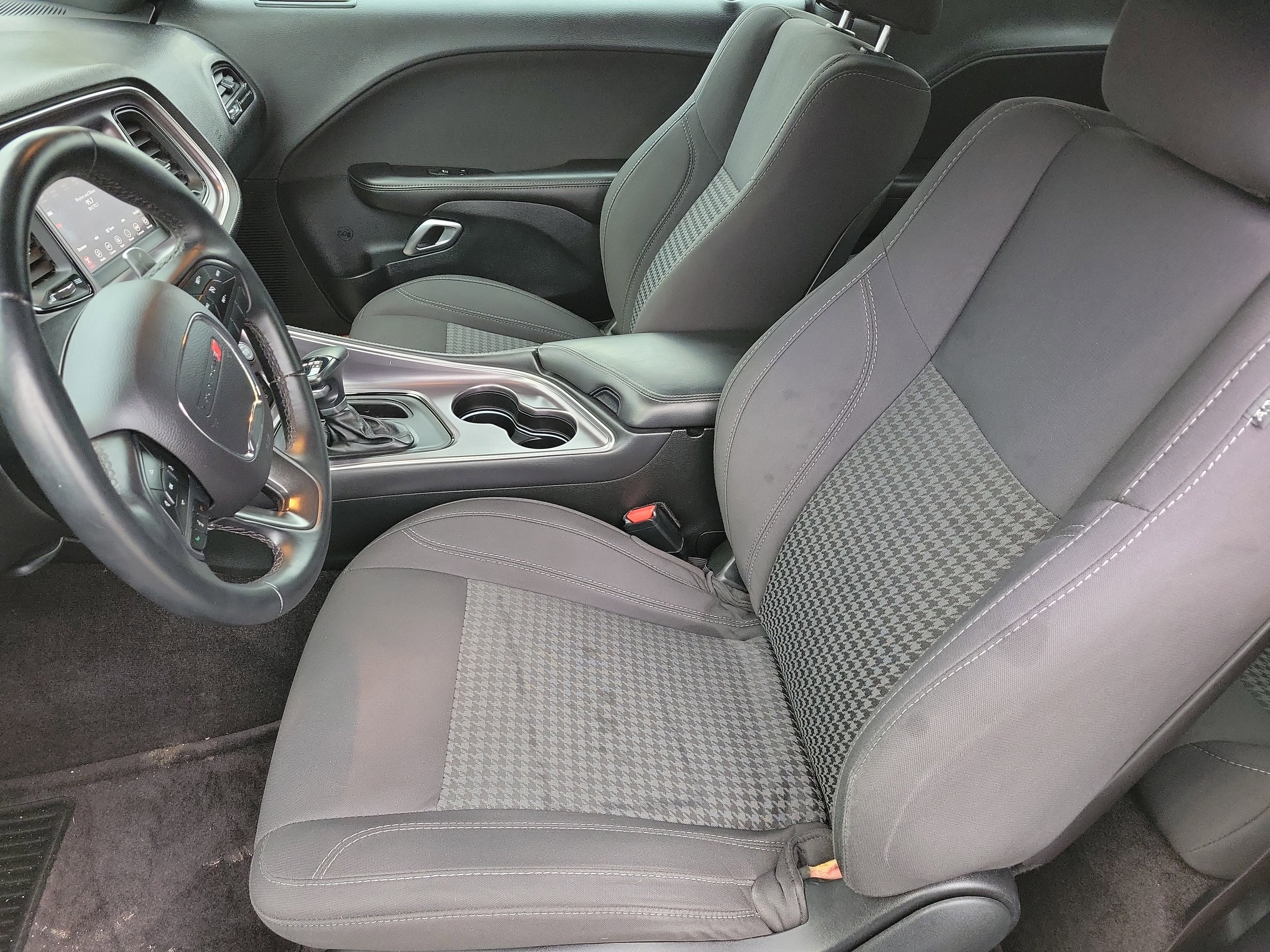 2018 Dodge Challenger SXT