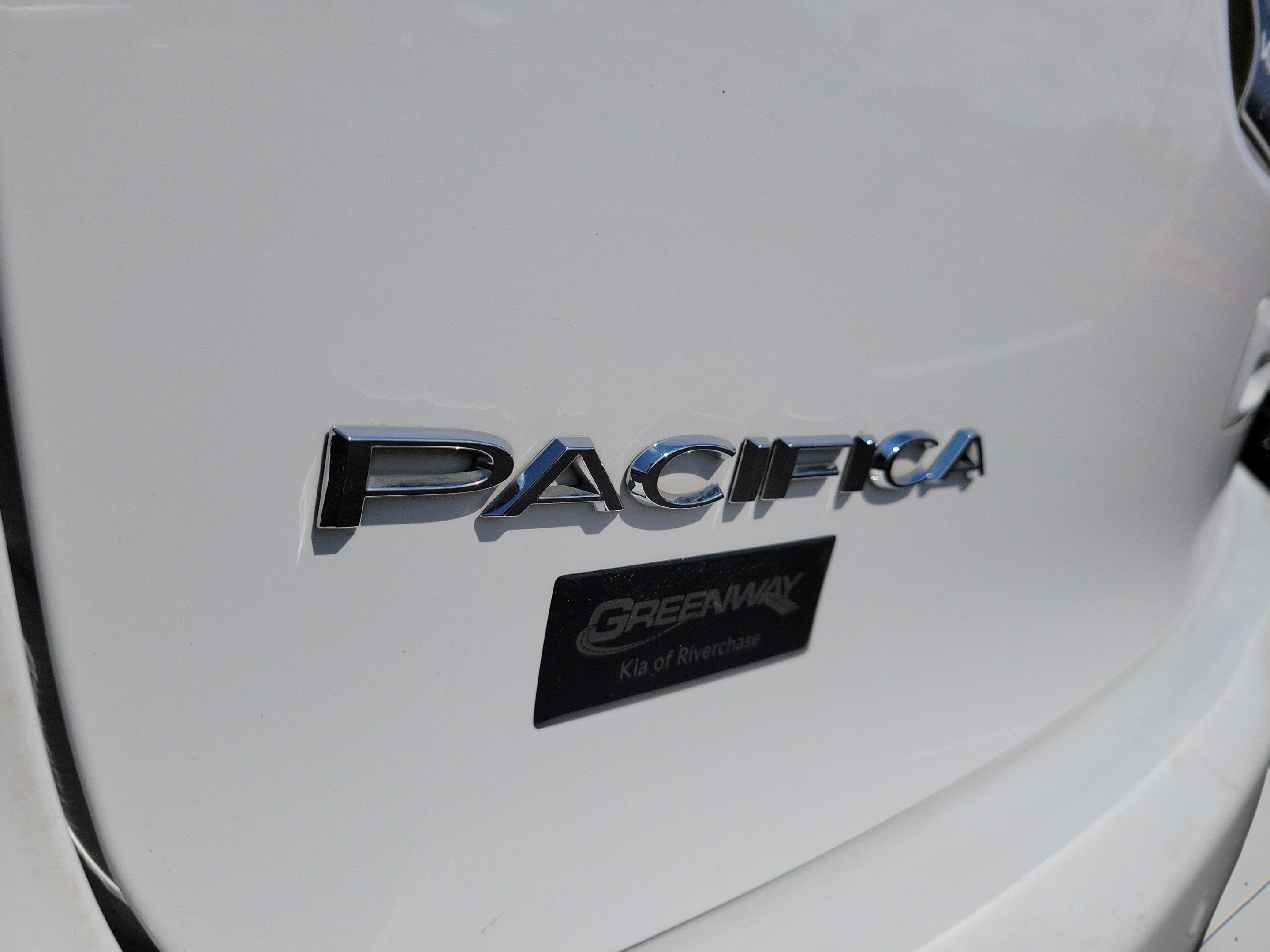 2025 Chrysler Pacifica Select