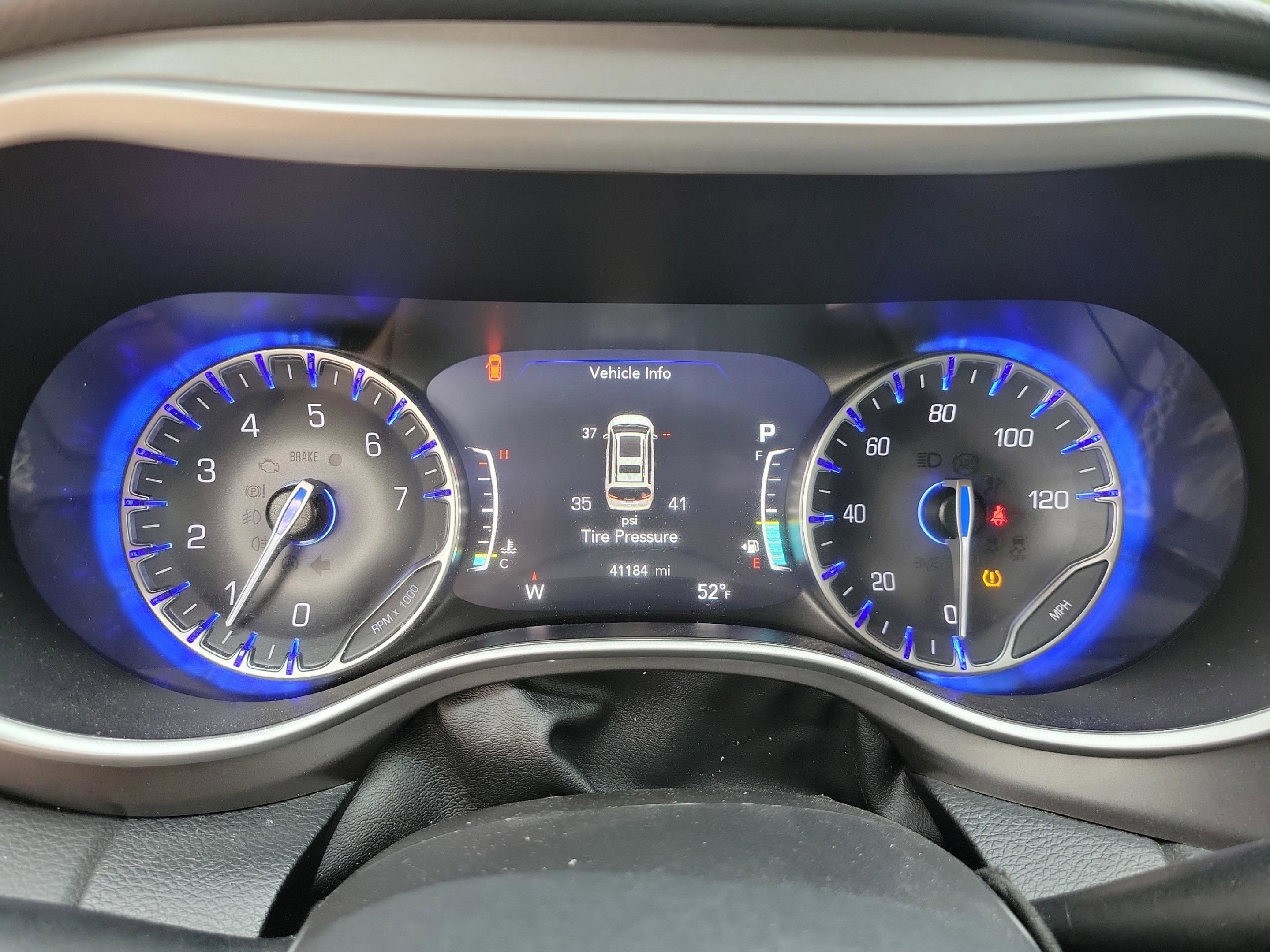 2024 Chrysler Pacifica Touring L