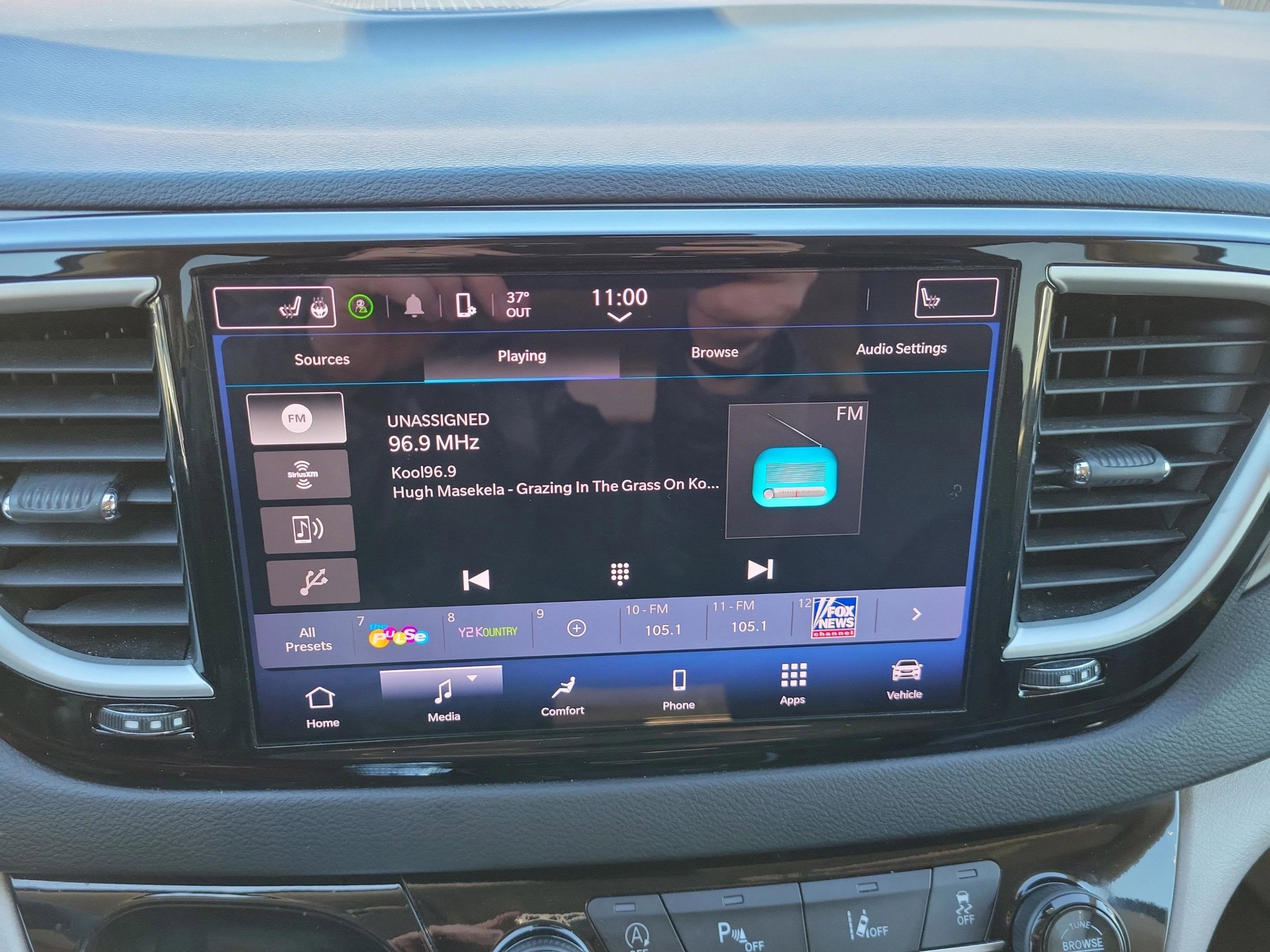 2024 Chrysler Pacifica Touring L