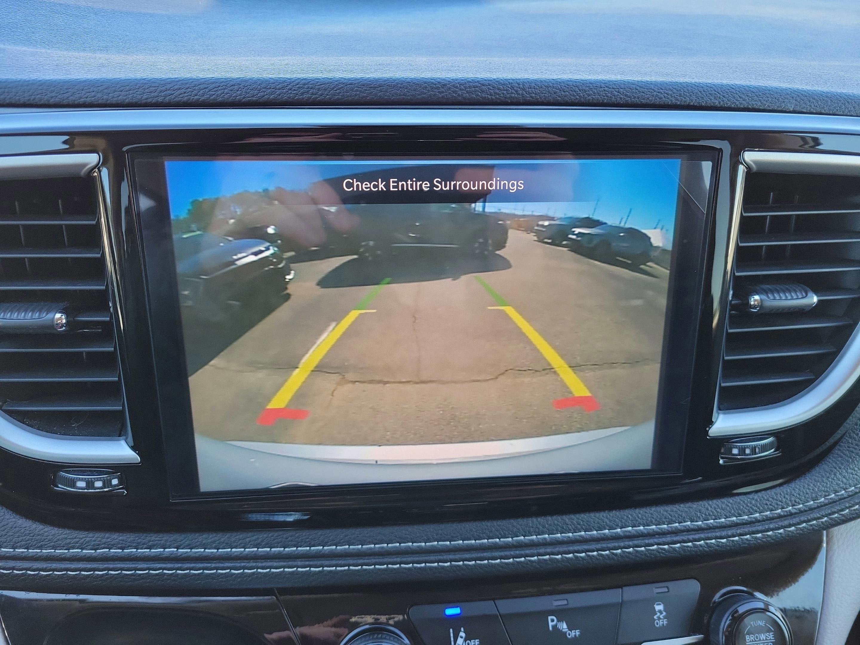 2024 Chrysler Pacifica Select