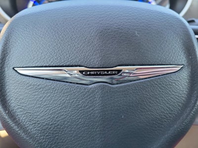 2024 Chrysler Pacifica Select