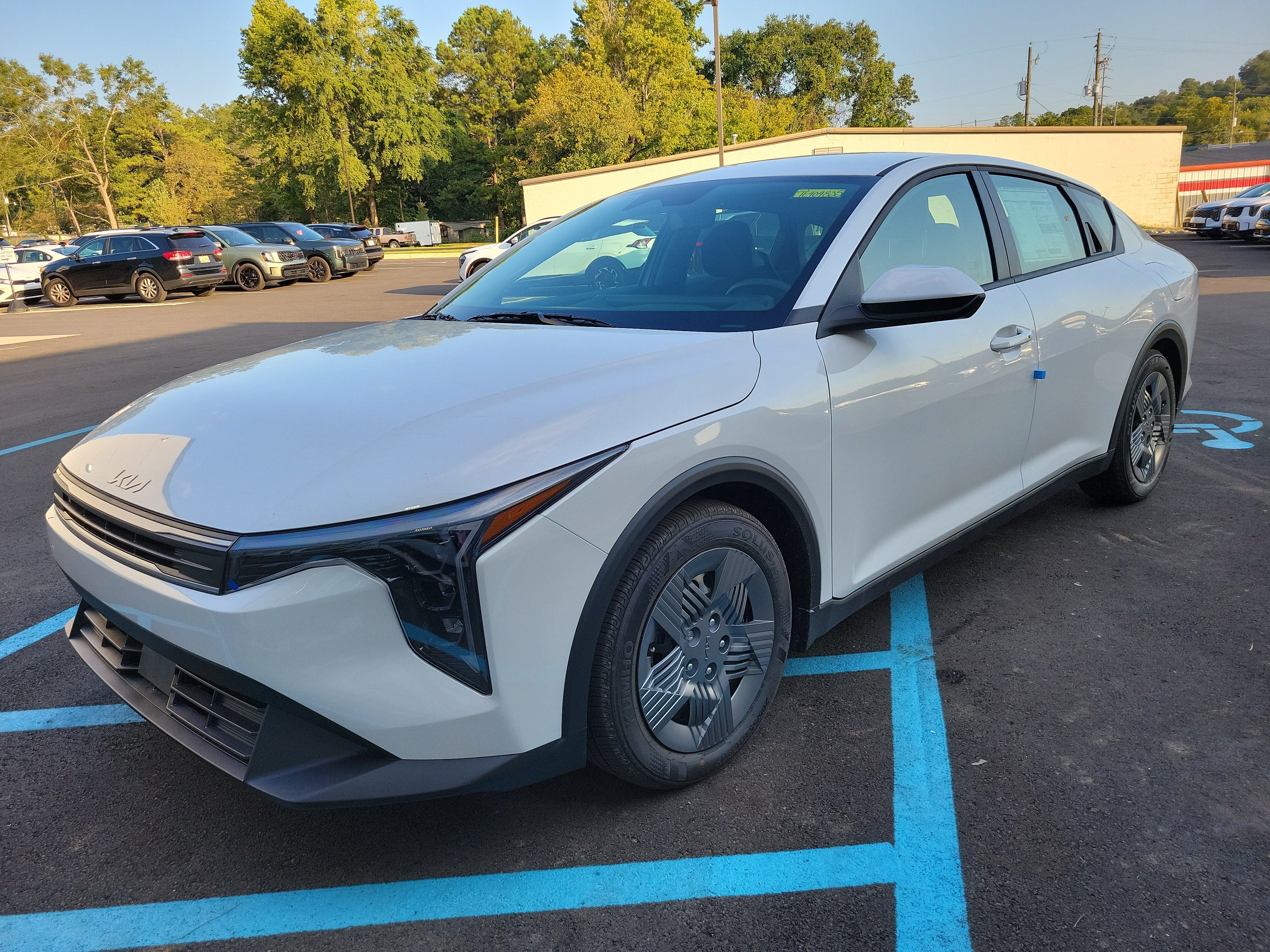 2026 Kia K4 LX