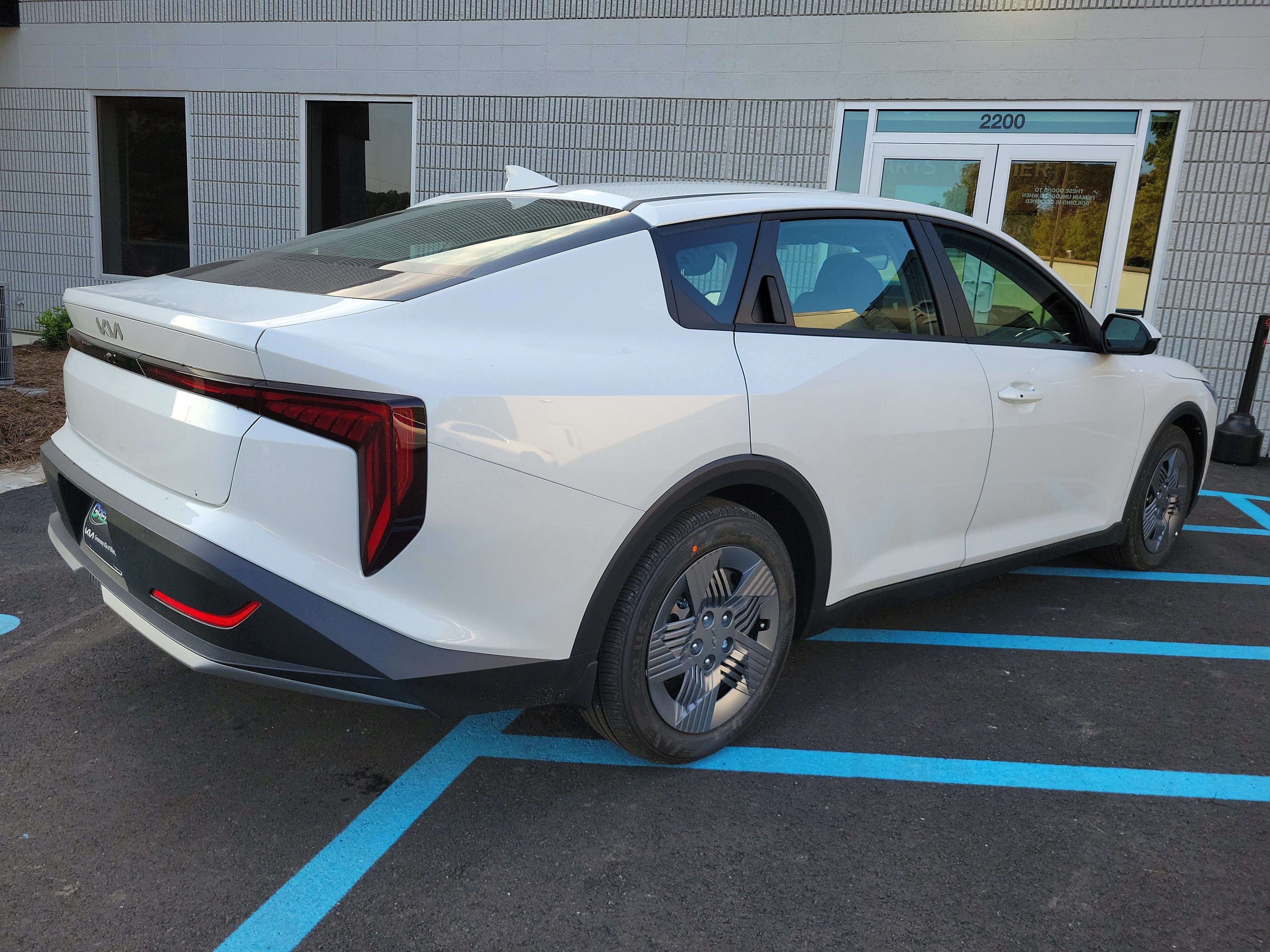 2026 Kia K4 LX