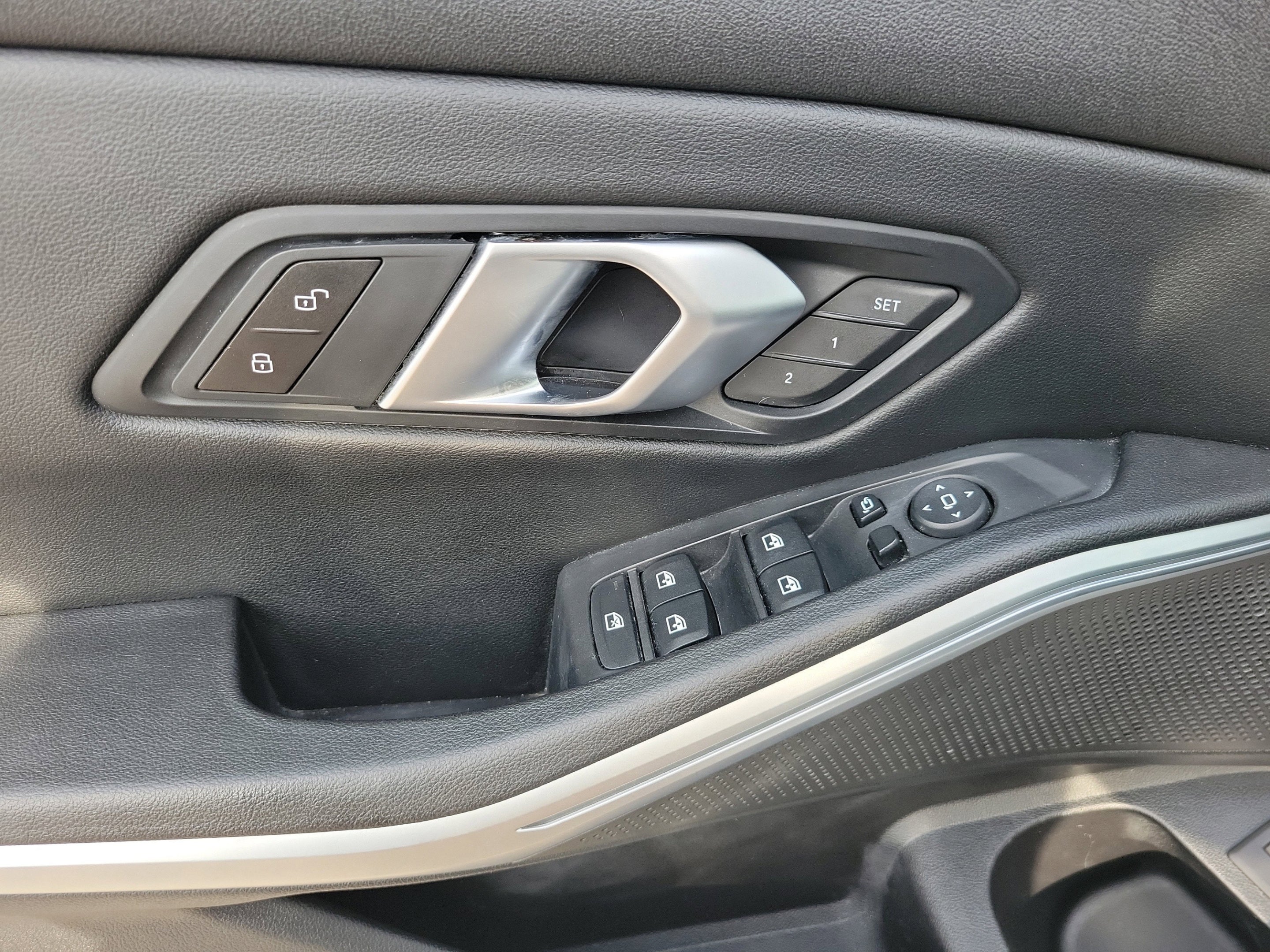 2025 BMW 3 Series 330i