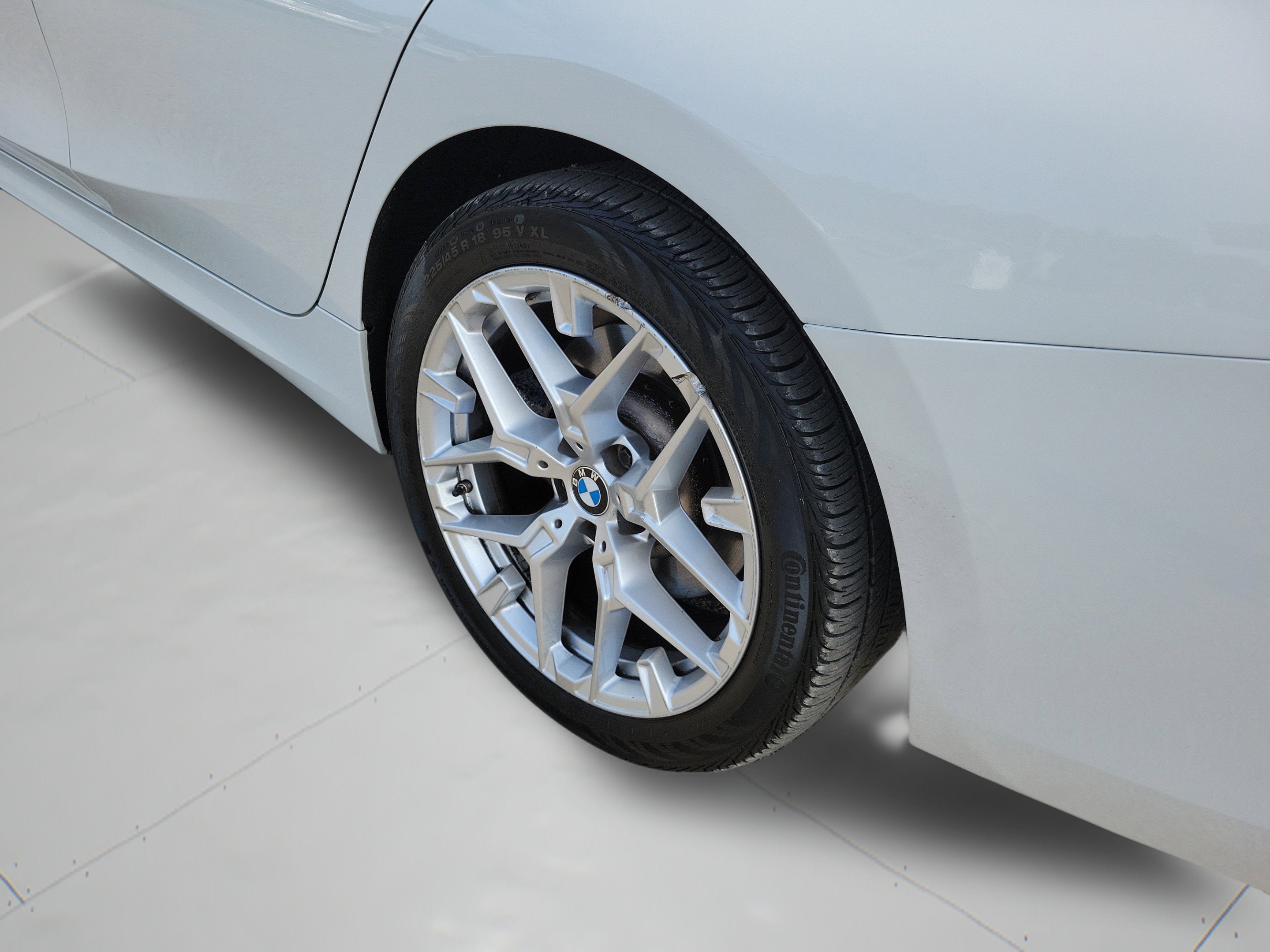 2025 BMW 3 Series 330i