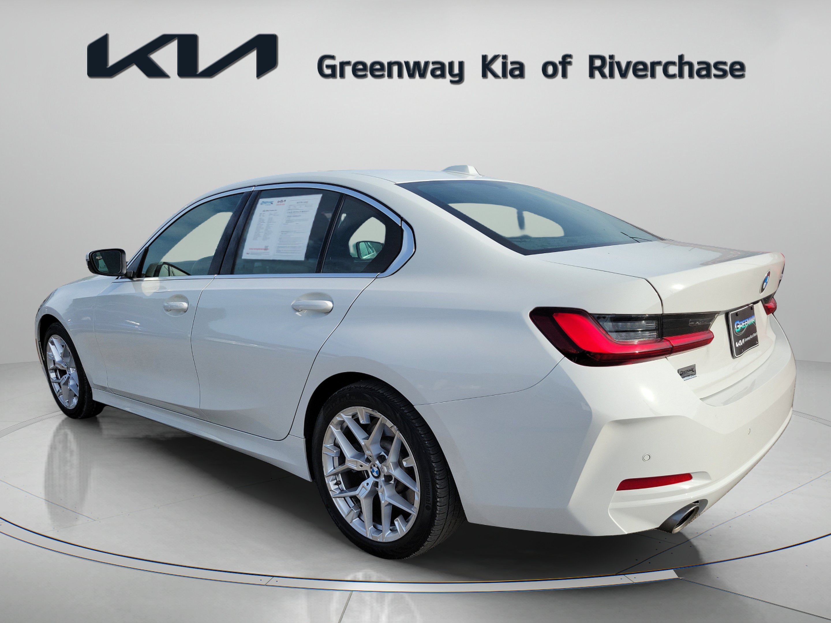 2025 BMW 3 Series 330i