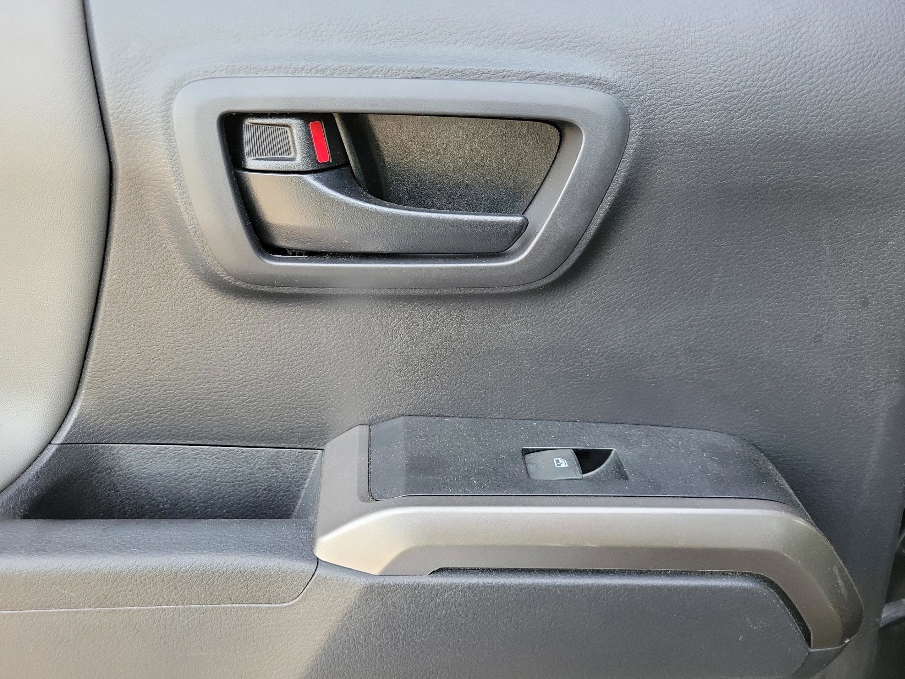 2023 Toyota Tacoma 4WD SR5