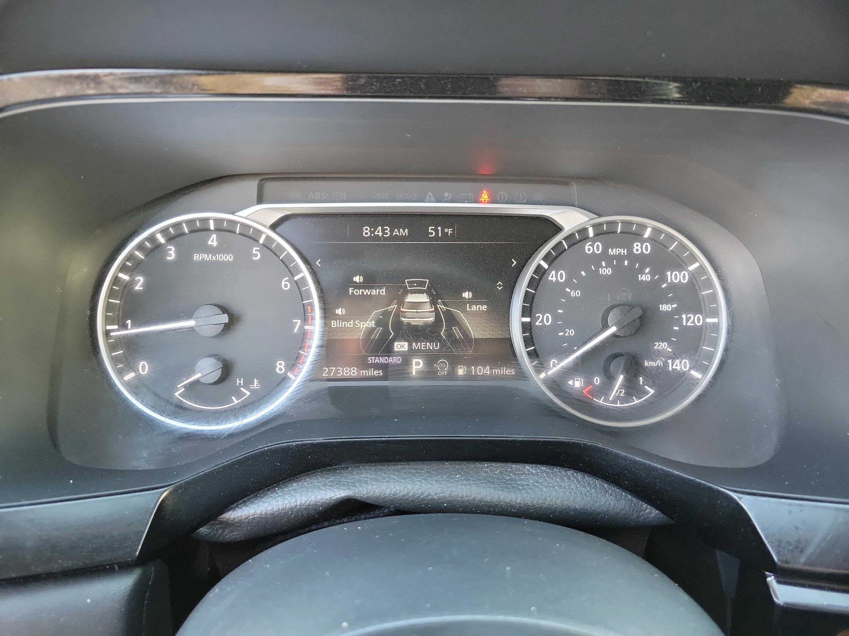 2025 Nissan Pathfinder SV