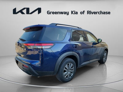 2025 Nissan Pathfinder SV