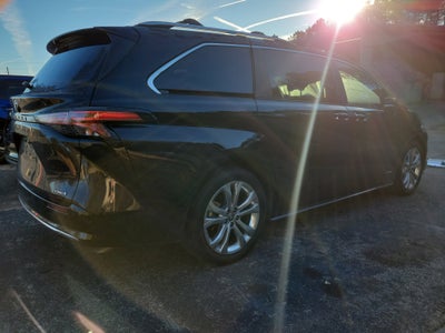 2021 Toyota Sienna Platinum