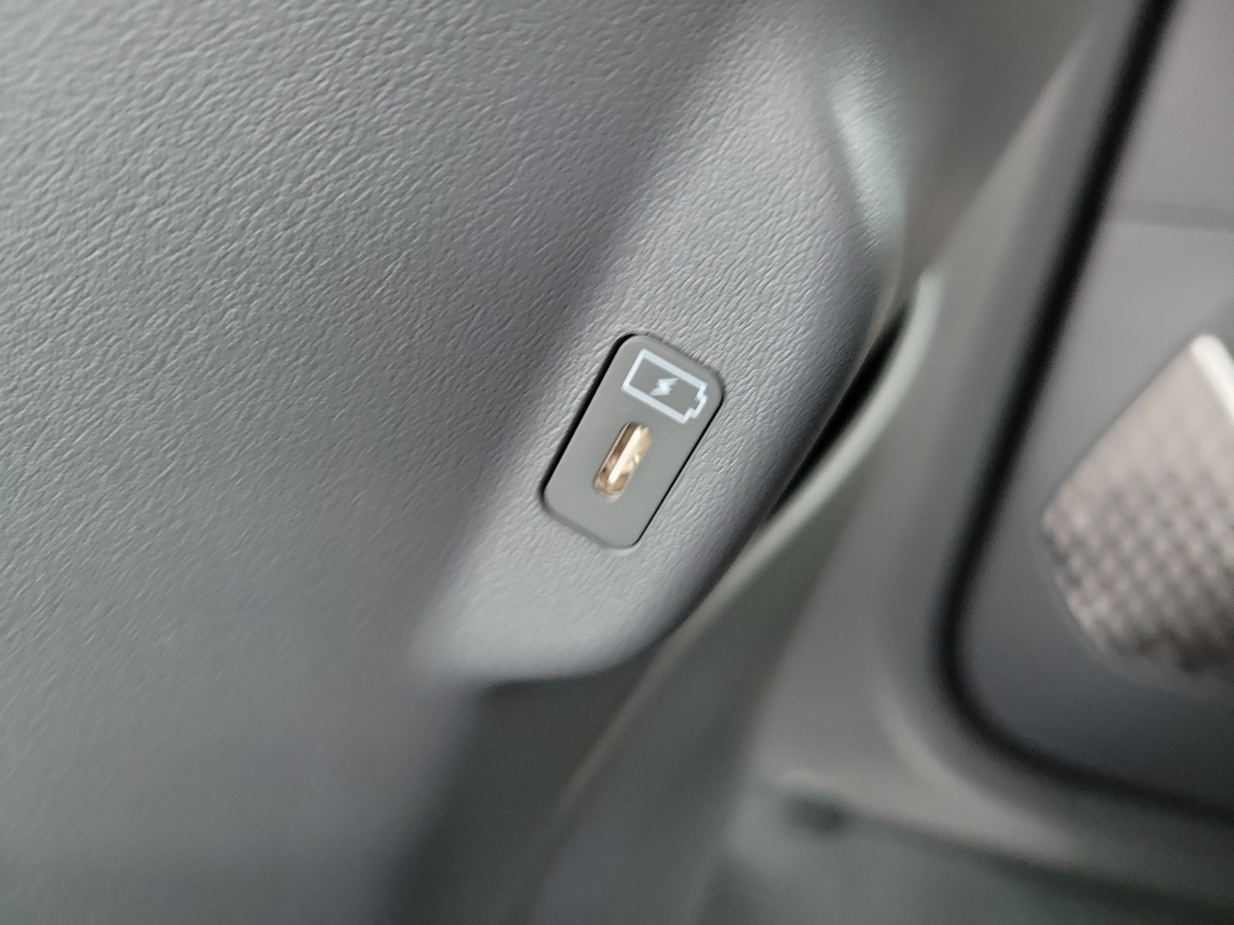 2026 Kia EV9 Light