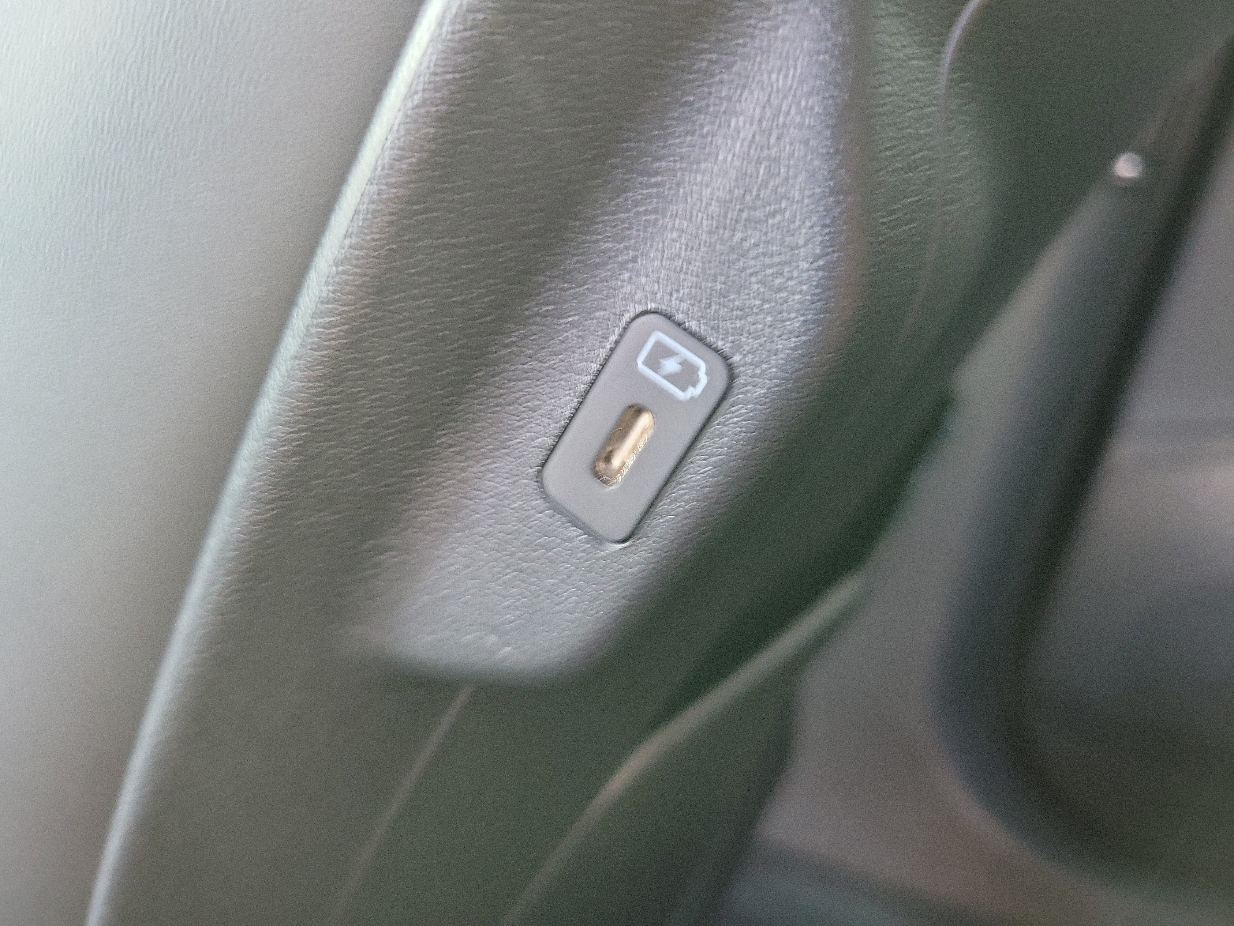 2026 Kia EV6 Wind
