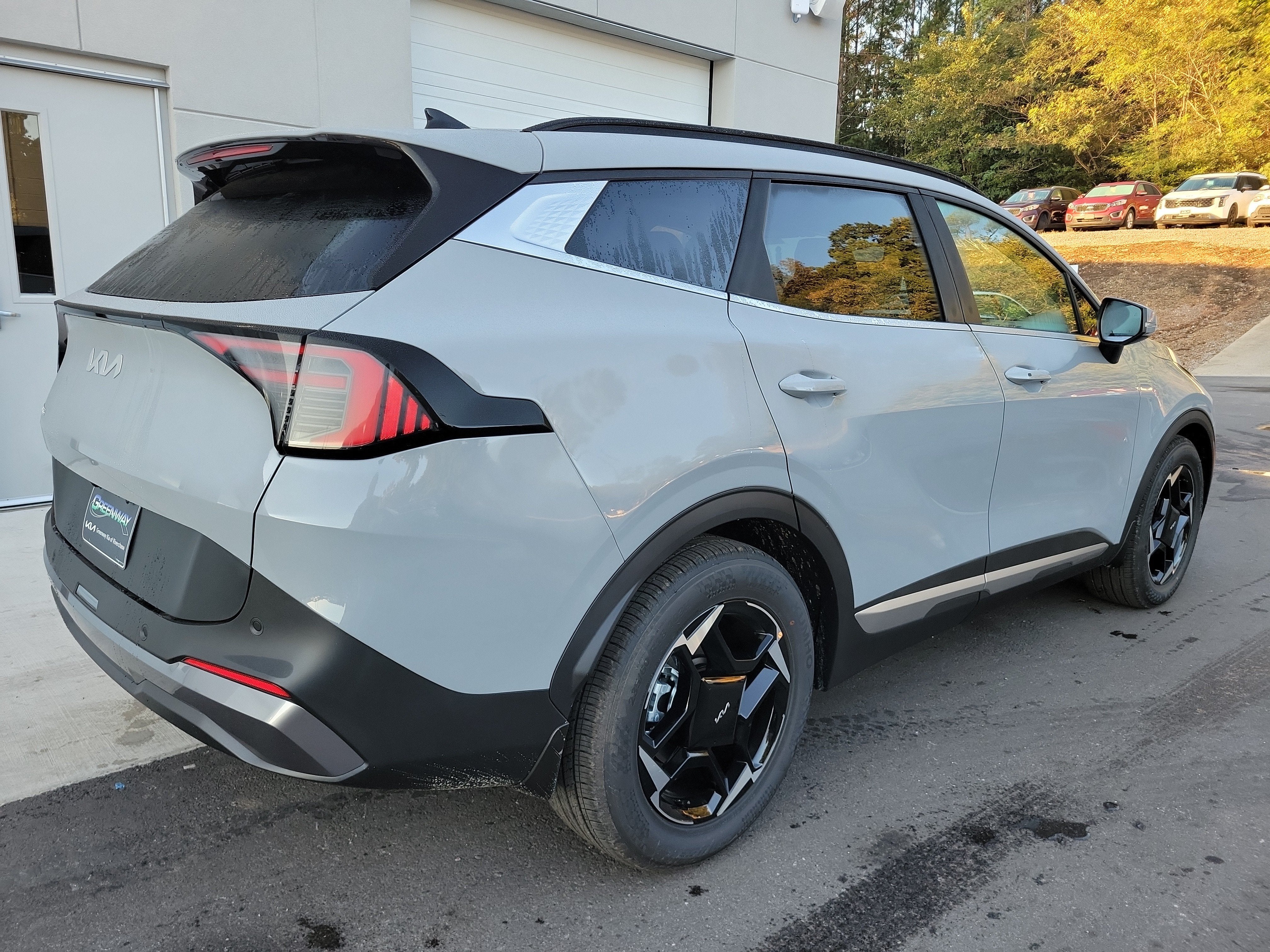 2027 Kia Sportage EX