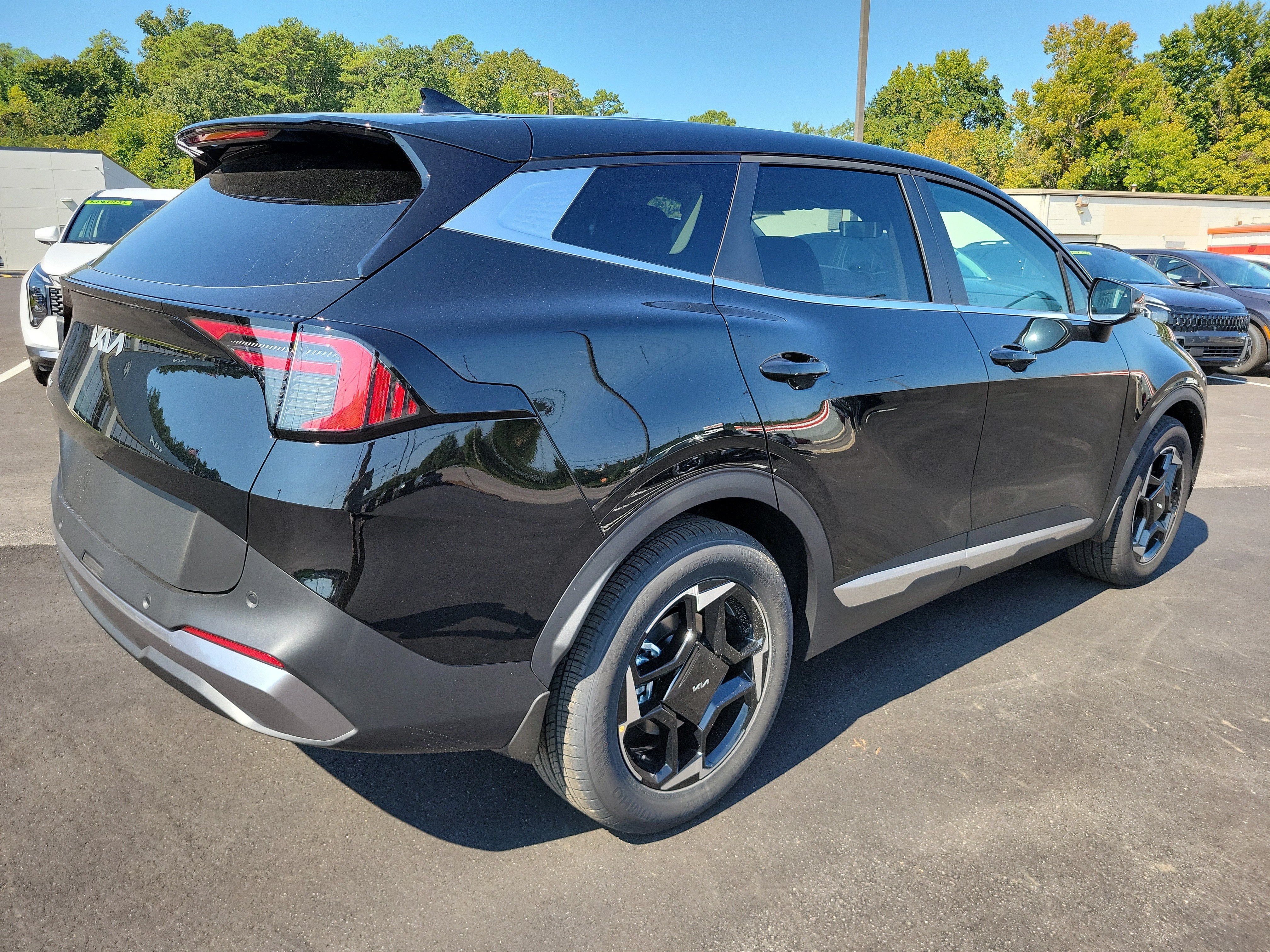 2027 Kia Sportage EX