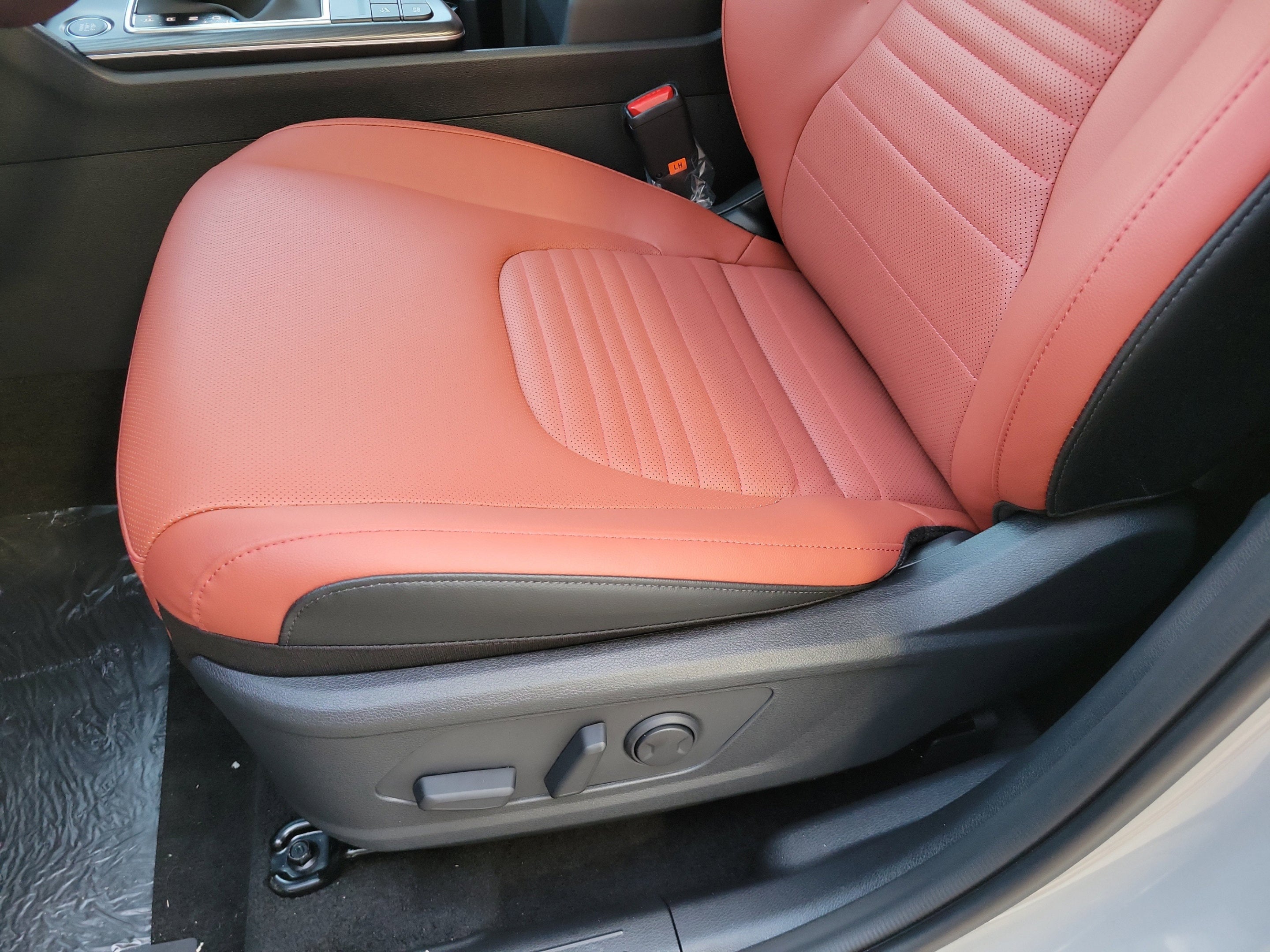 2027 Kia Sportage SX