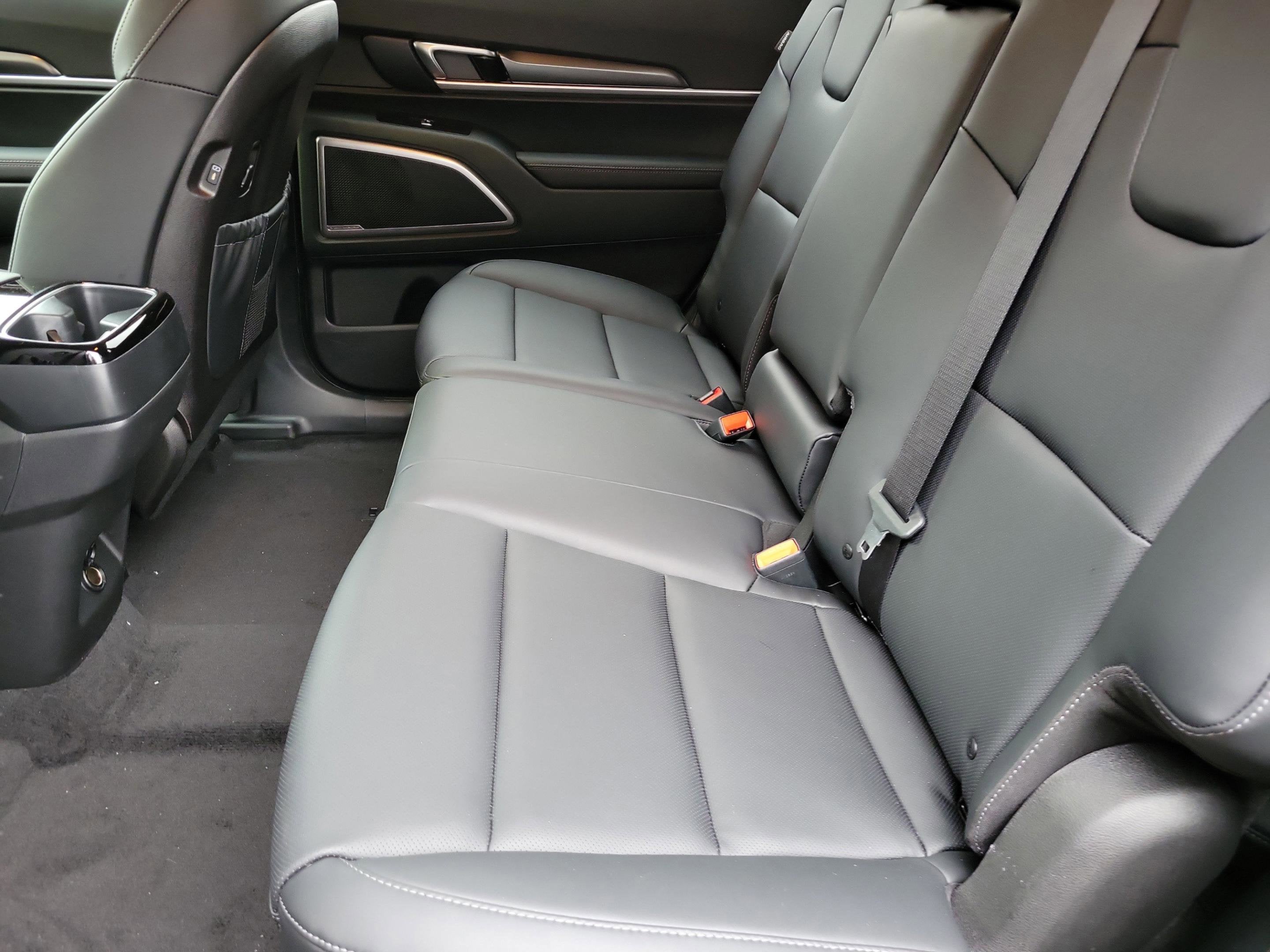 2025 Kia Telluride LX