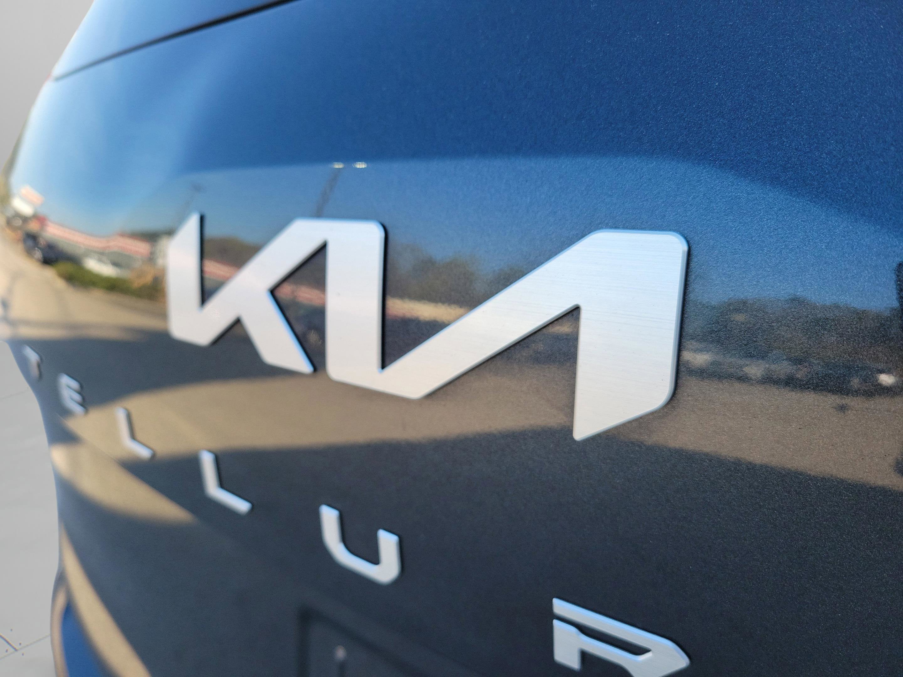 2023 Kia Telluride SX