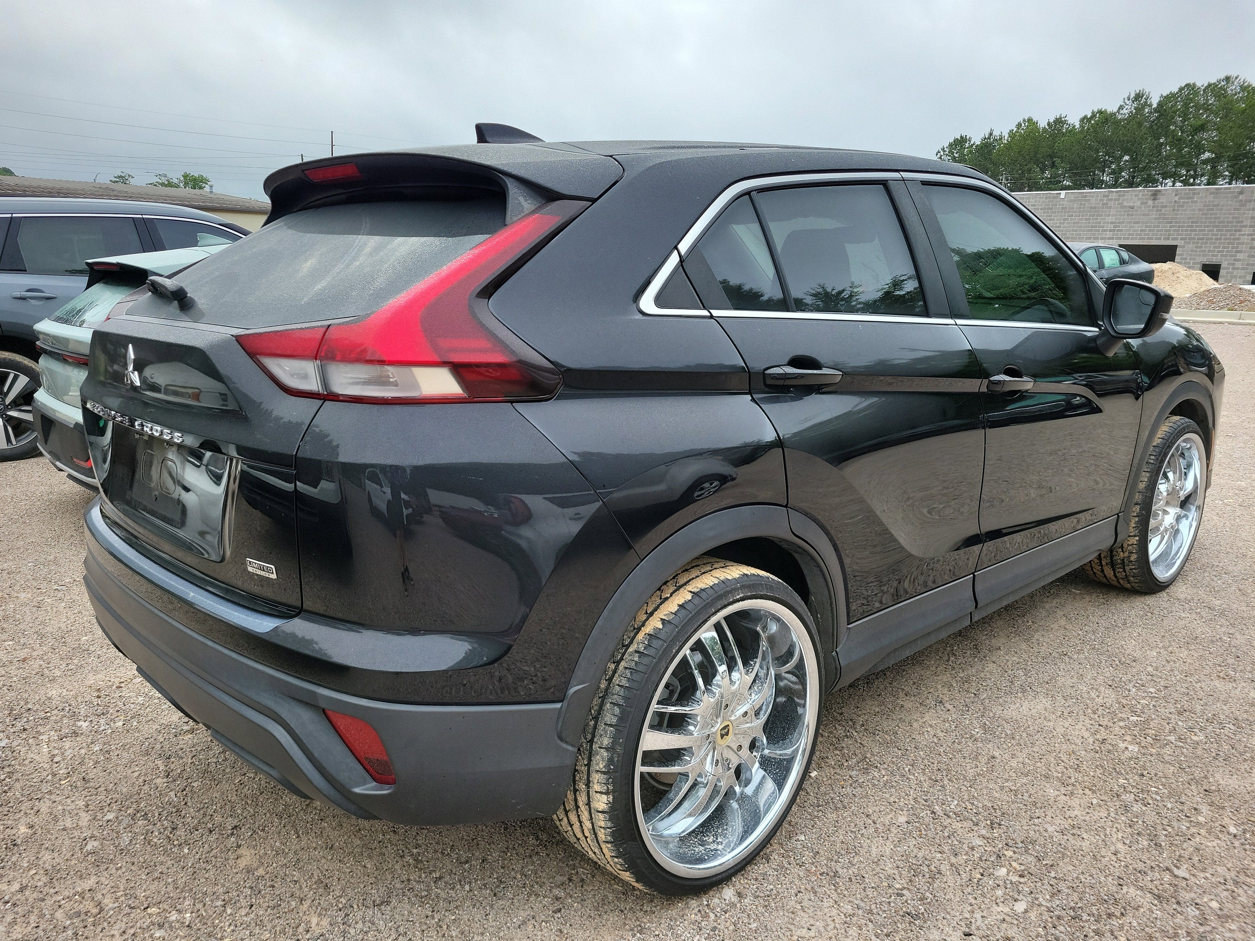 2022 Mitsubishi Eclipse Cross LE