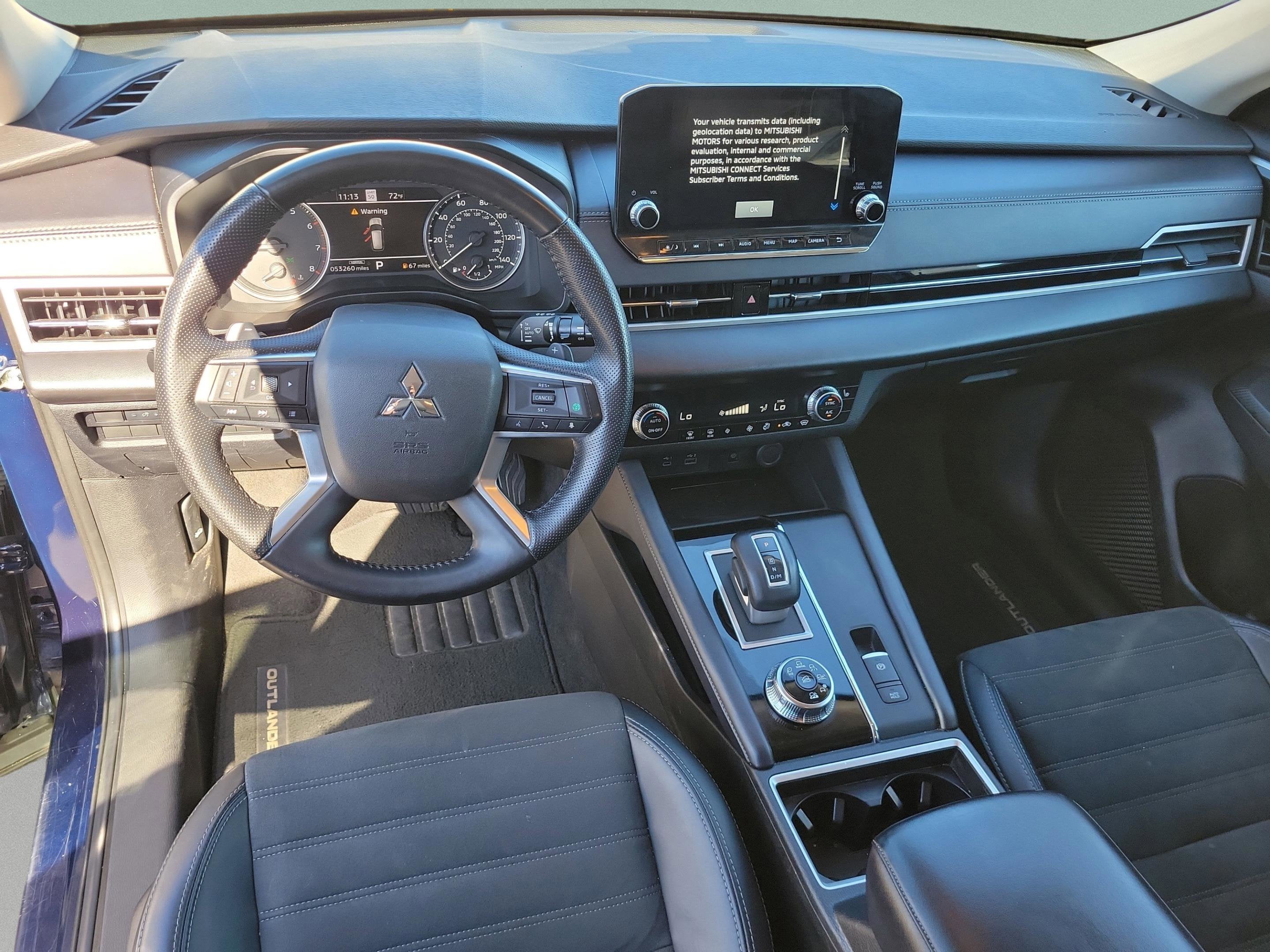 2024 Mitsubishi Outlander SE