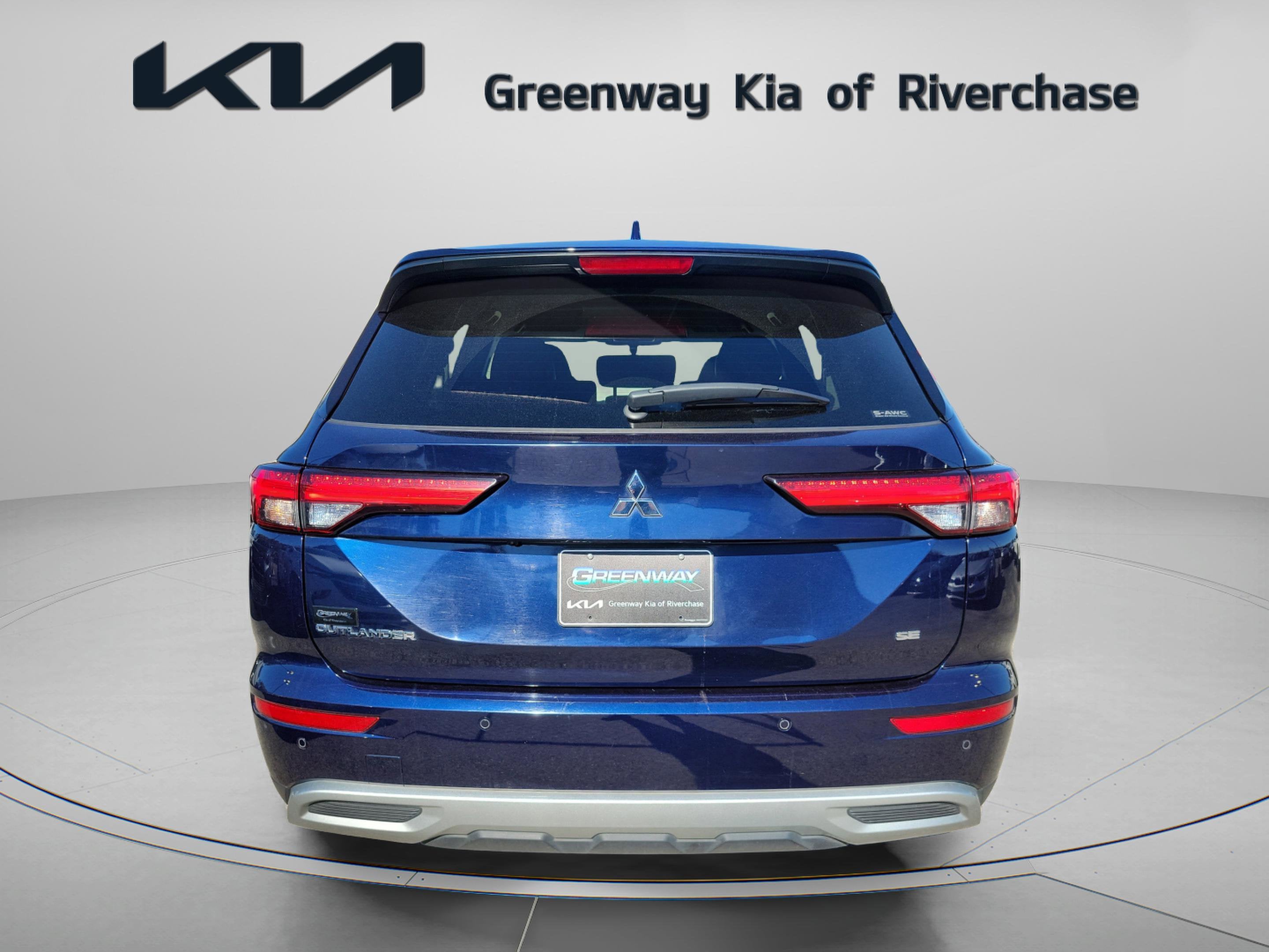 2024 Mitsubishi Outlander SE