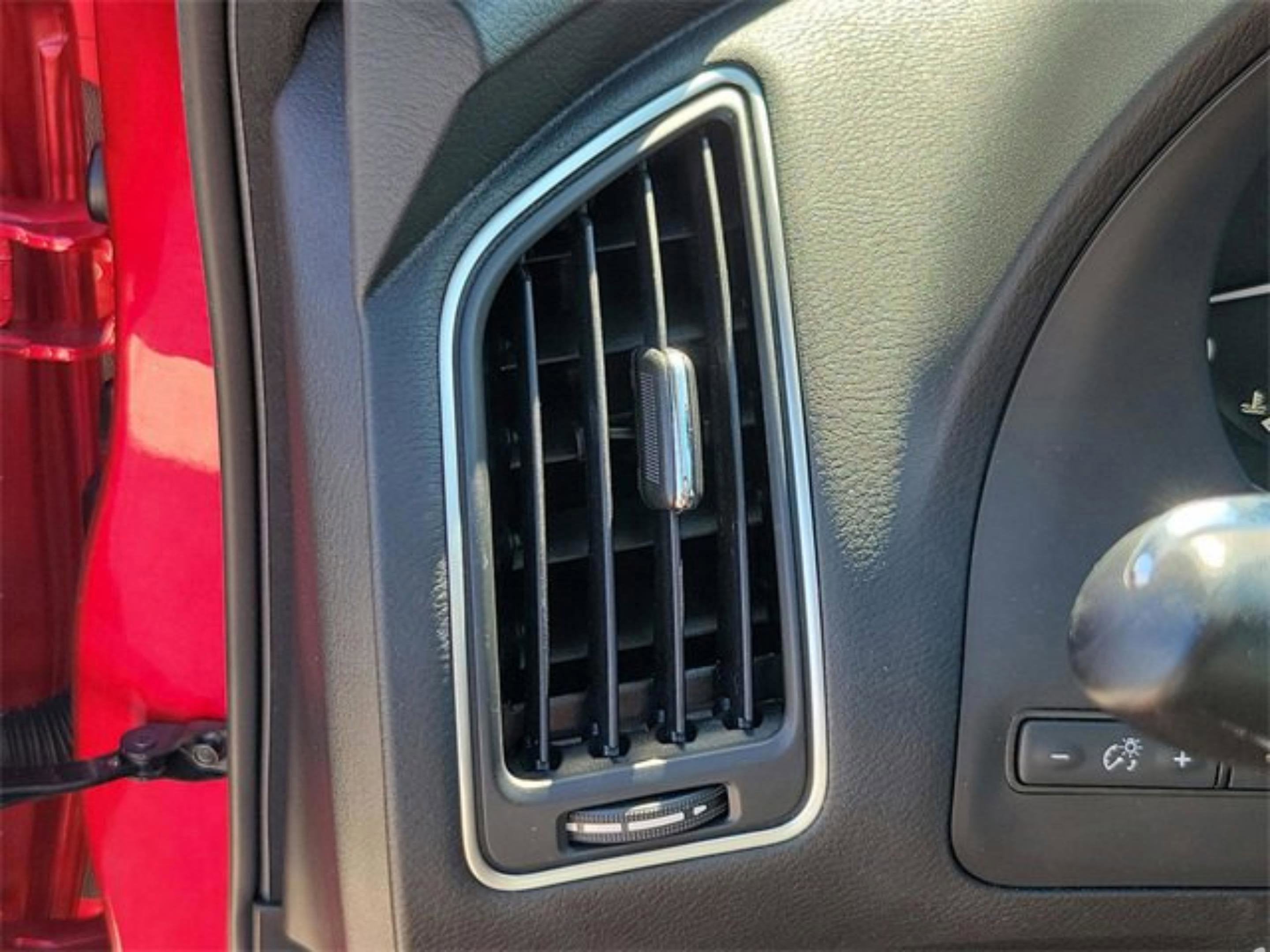 2022 INFINITI Q50 LUXE