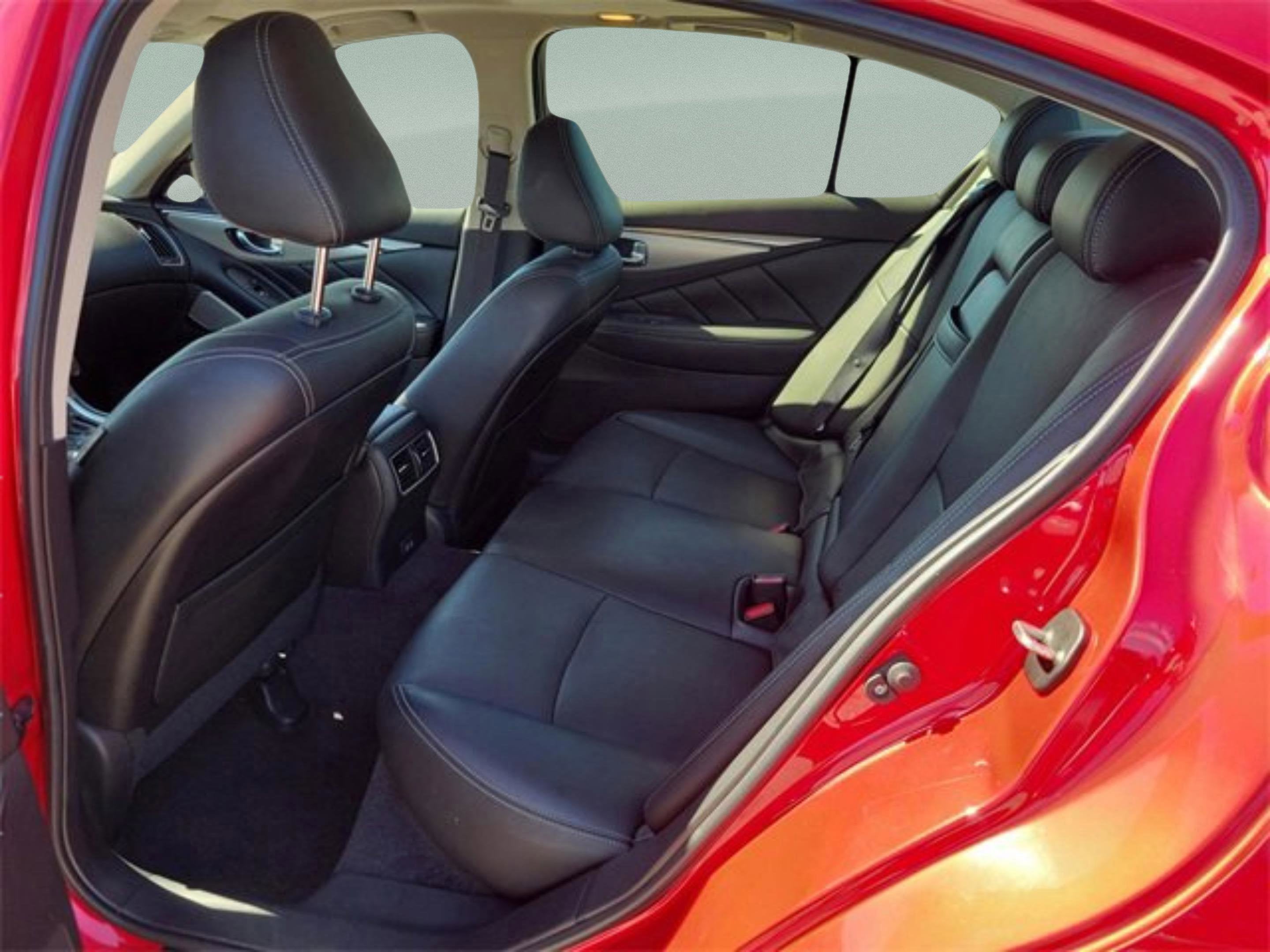 2022 INFINITI Q50 LUXE