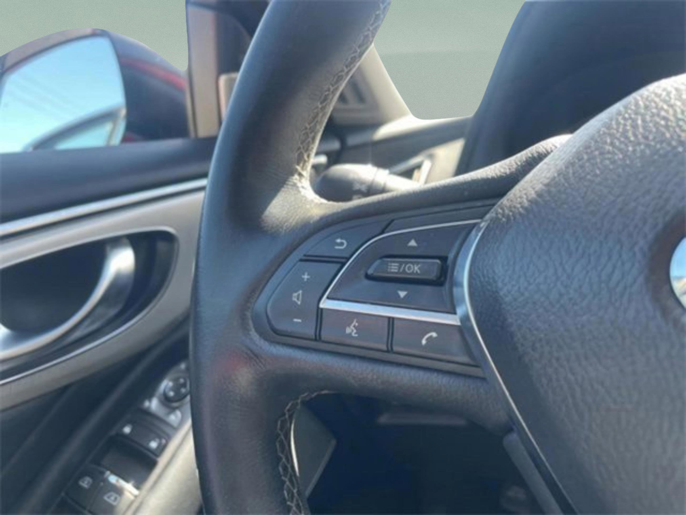 2022 INFINITI Q50 LUXE