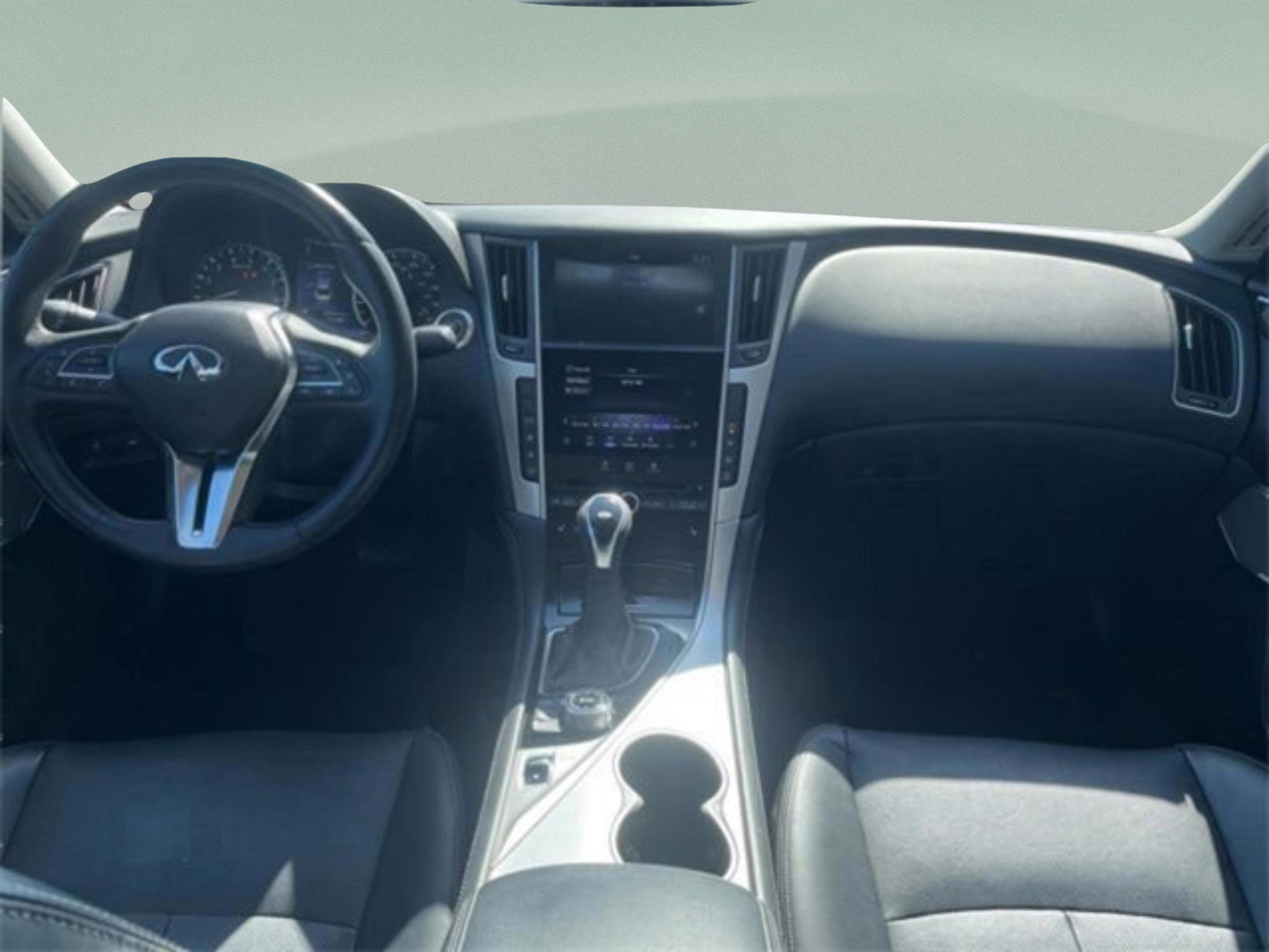 2022 INFINITI Q50 LUXE