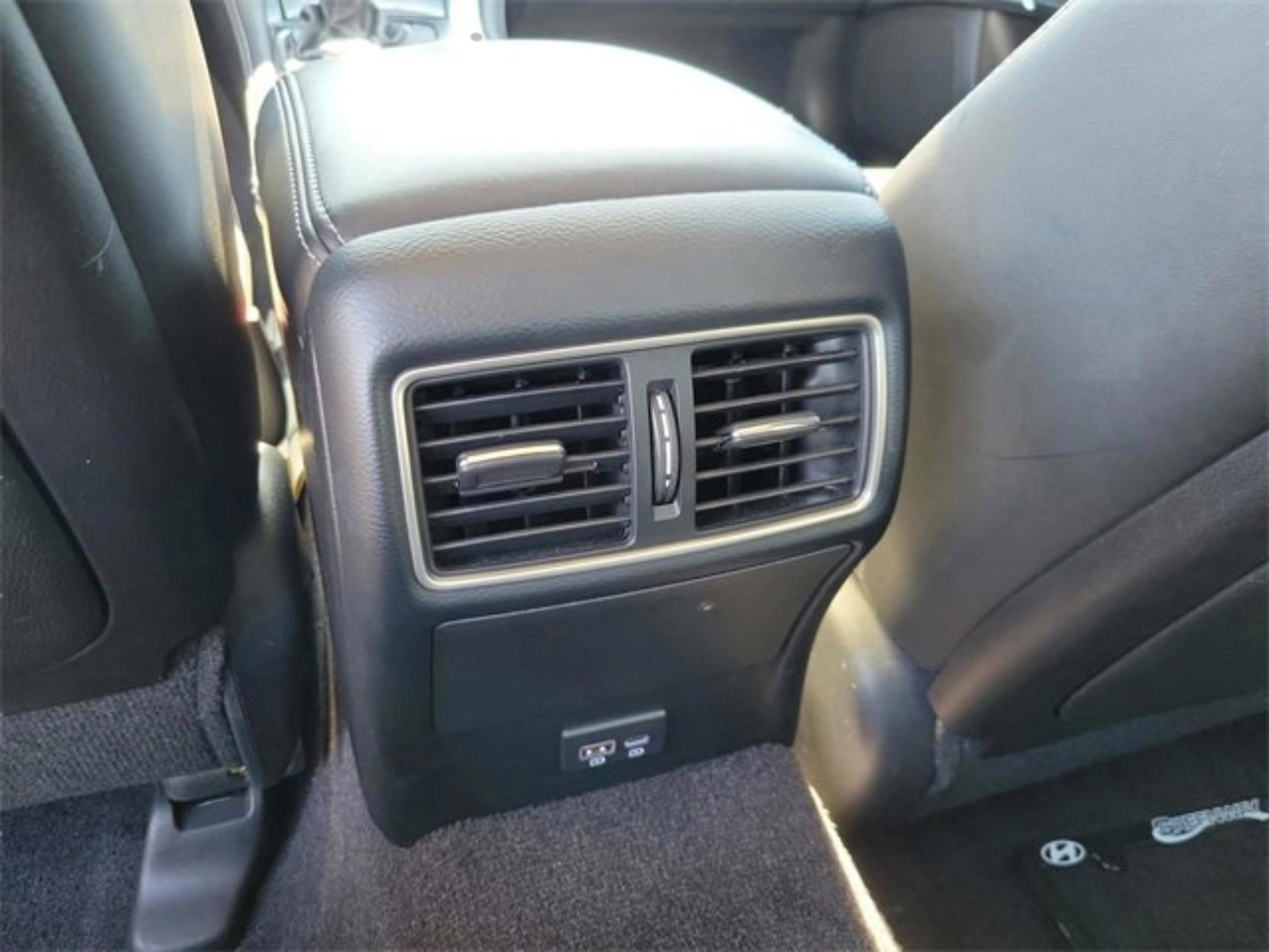 2022 INFINITI Q50 LUXE