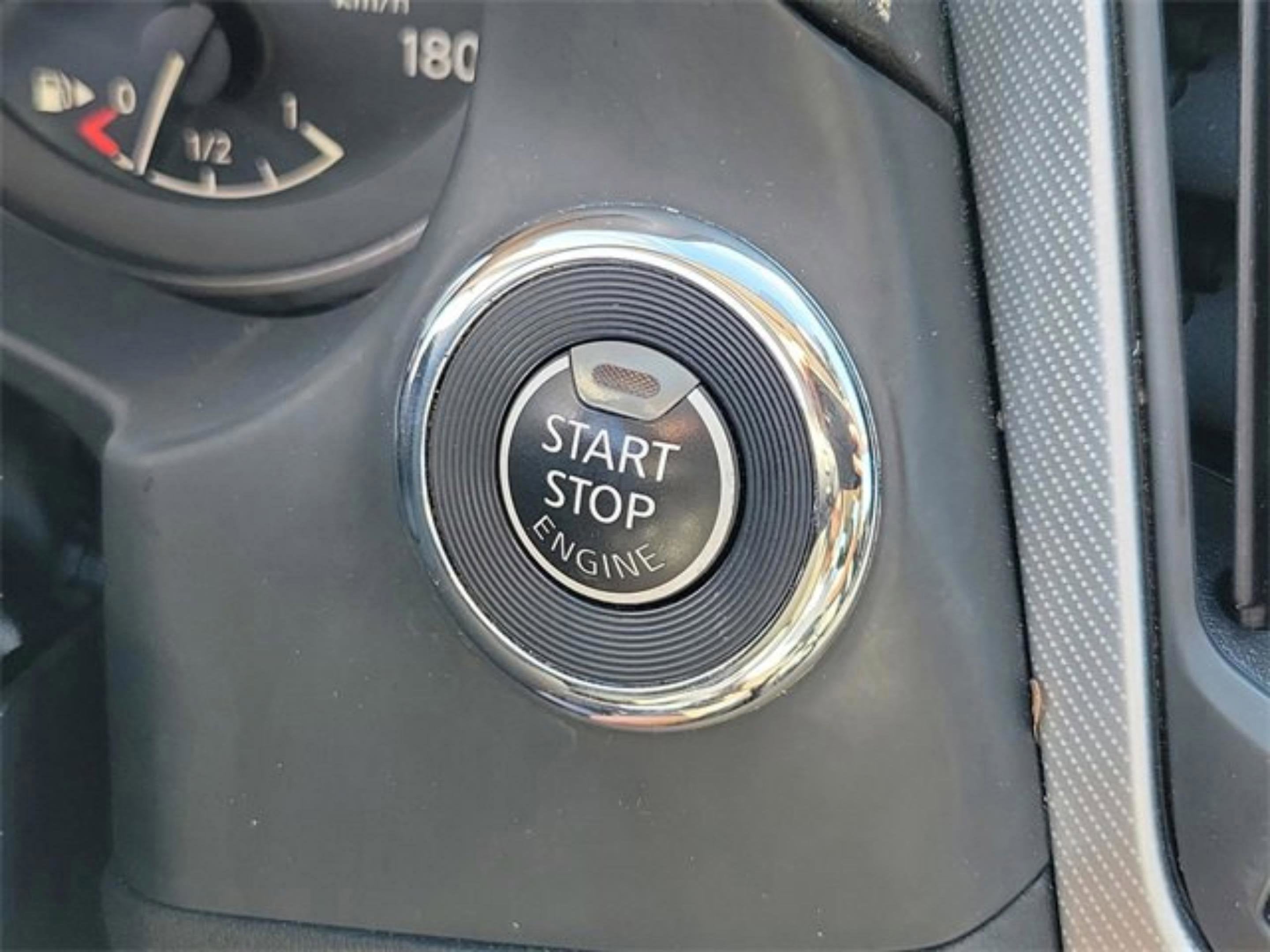 2022 INFINITI Q50 LUXE