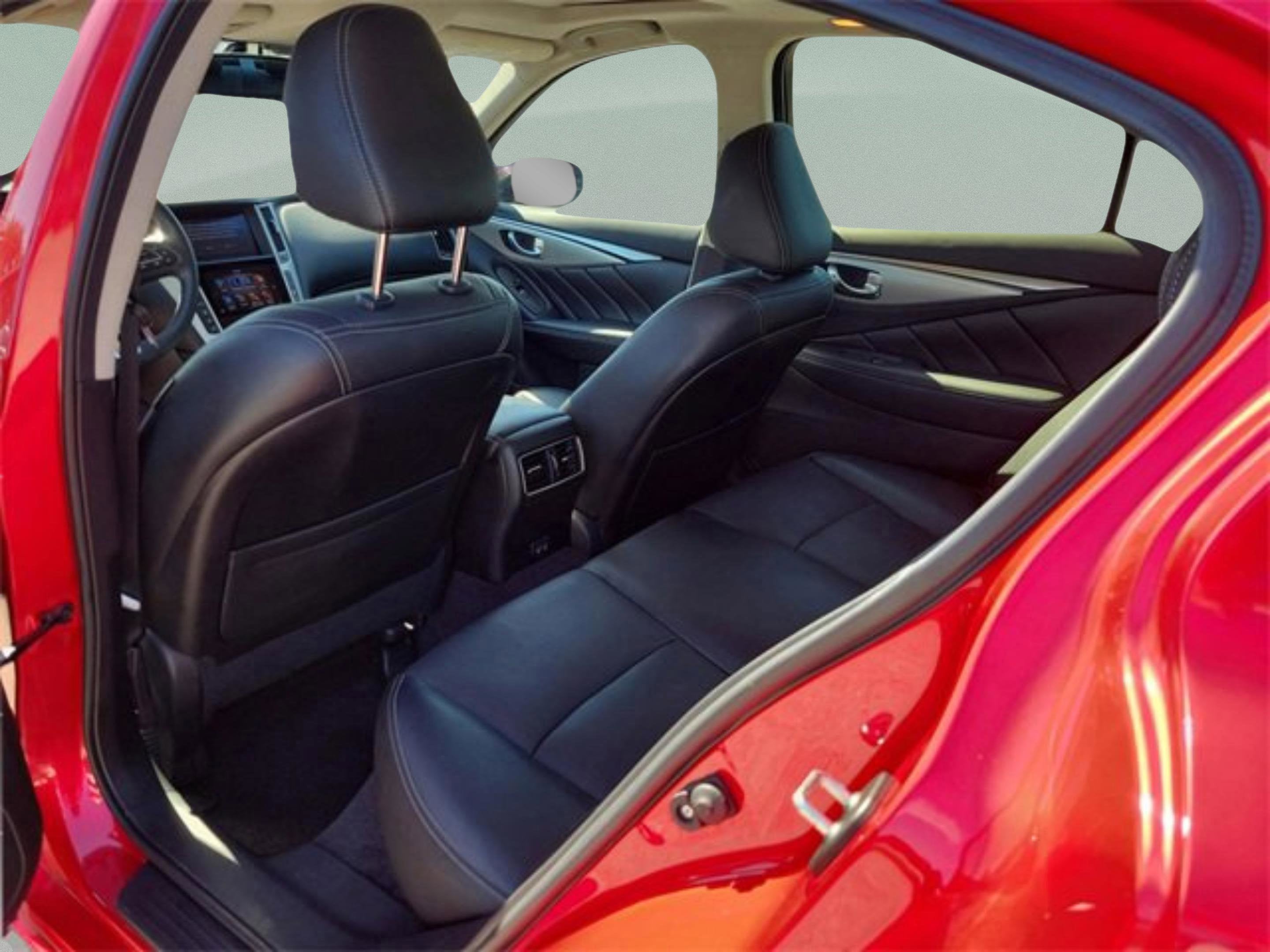 2022 INFINITI Q50 LUXE