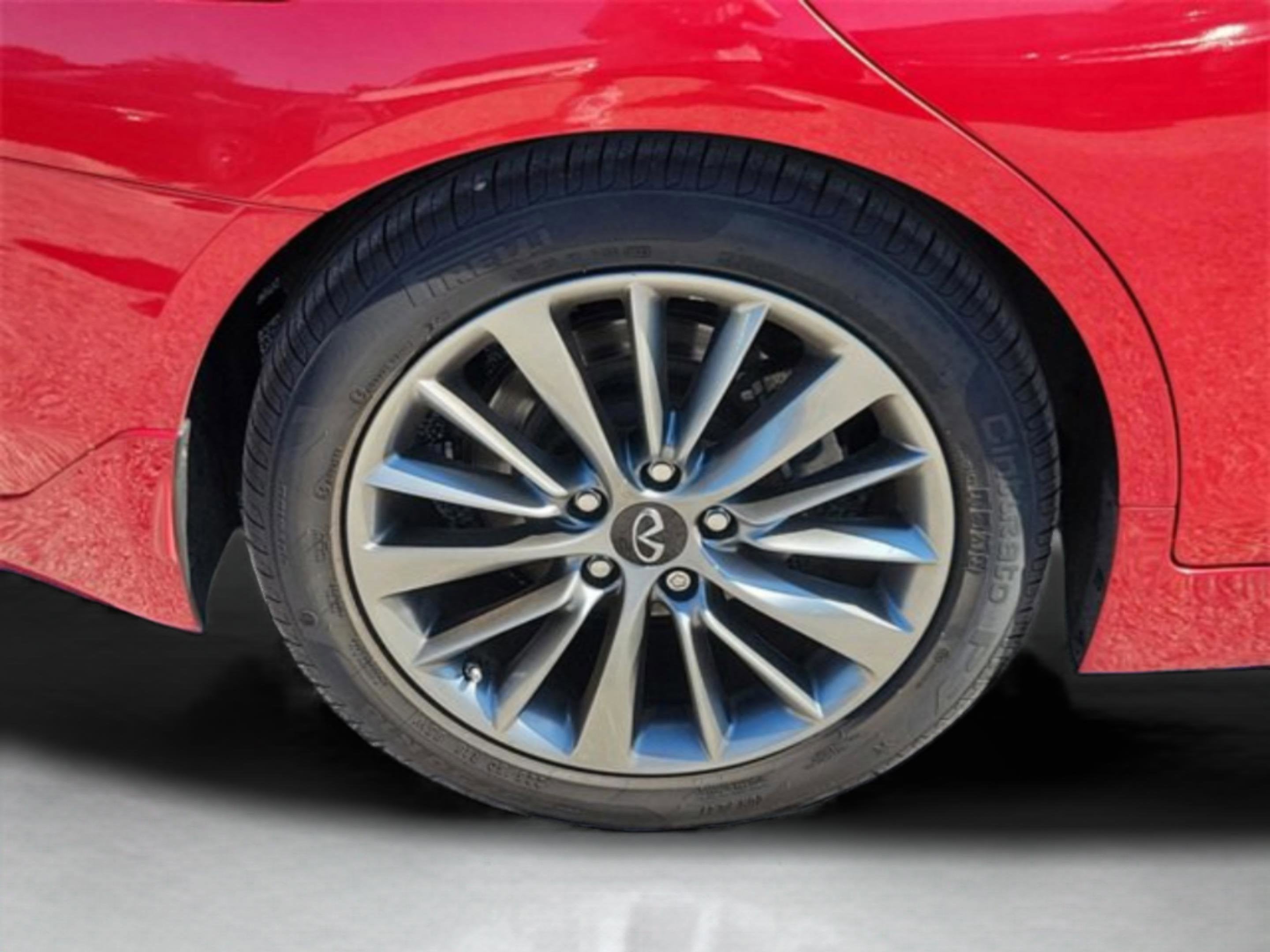 2022 INFINITI Q50 LUXE