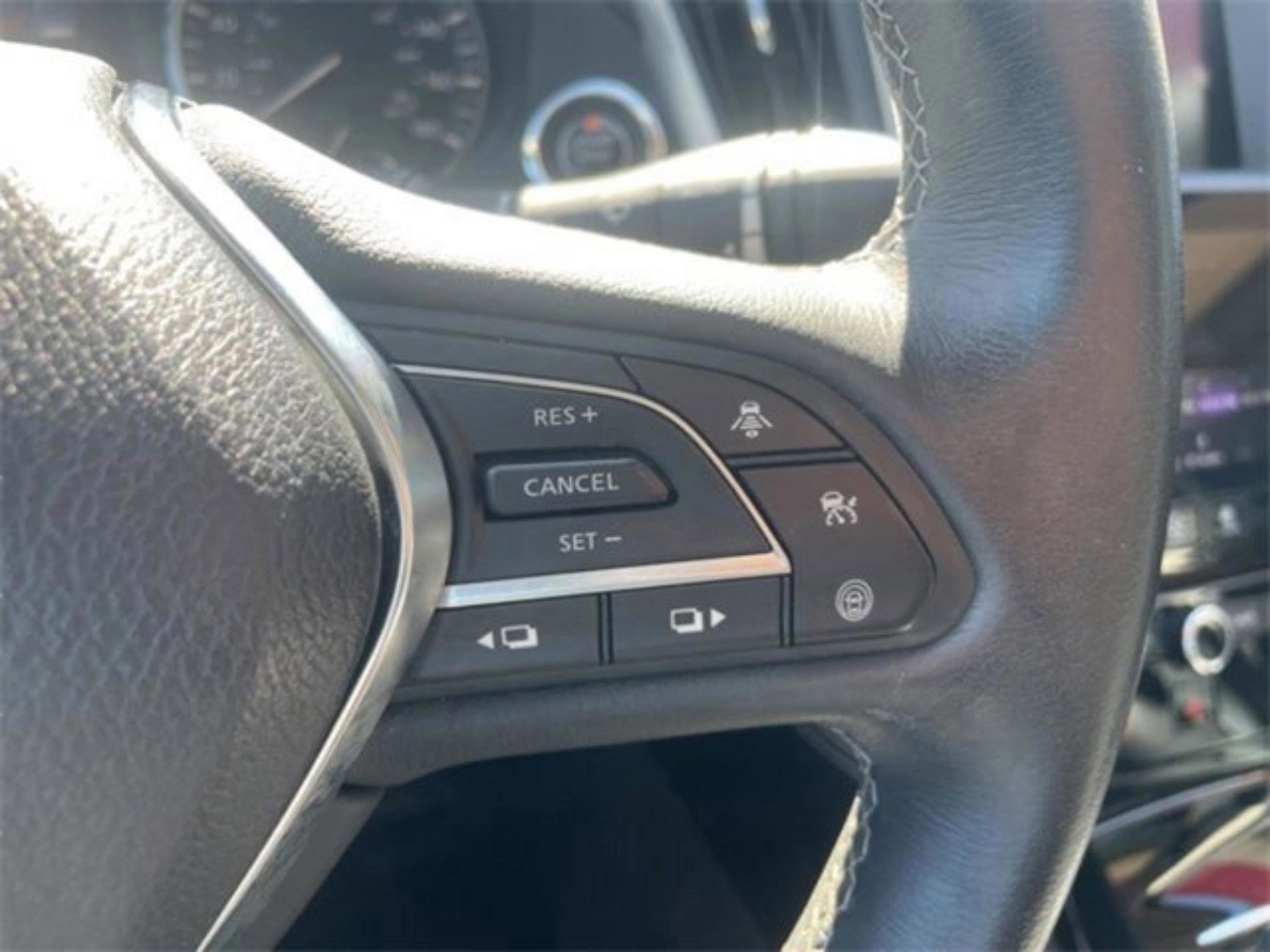 2022 INFINITI Q50 LUXE