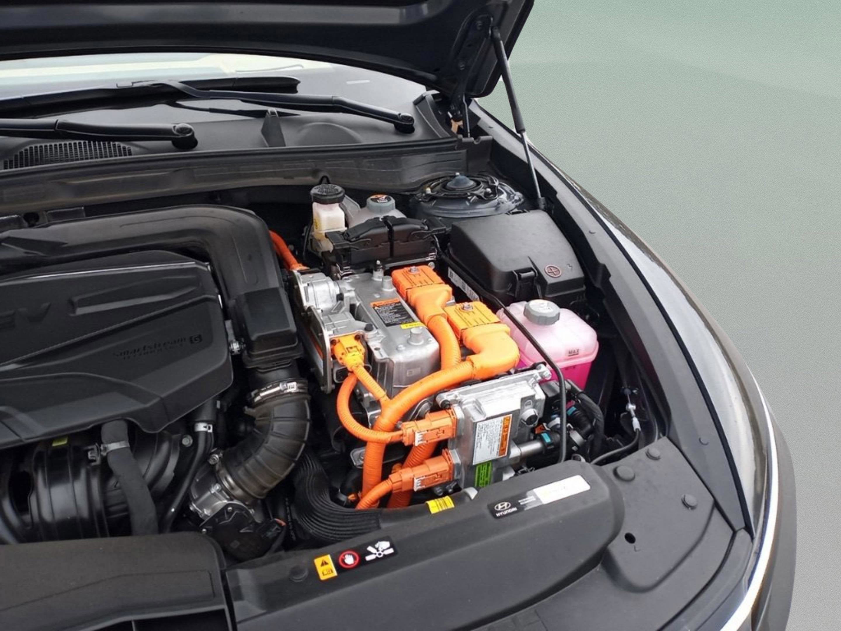 2025 Hyundai Sonata Hybrid Limited