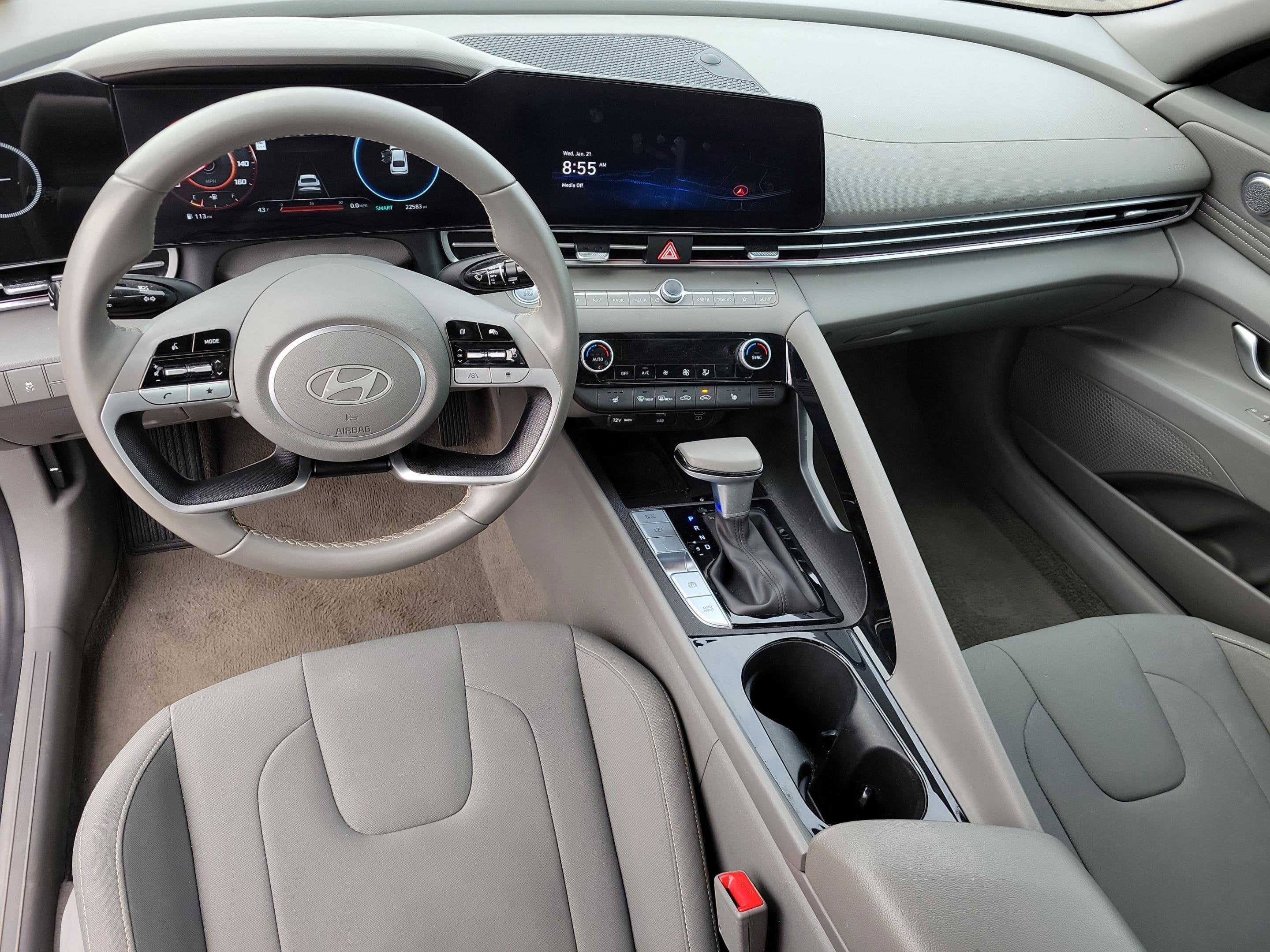 2025 Hyundai Elantra SEL Convenience