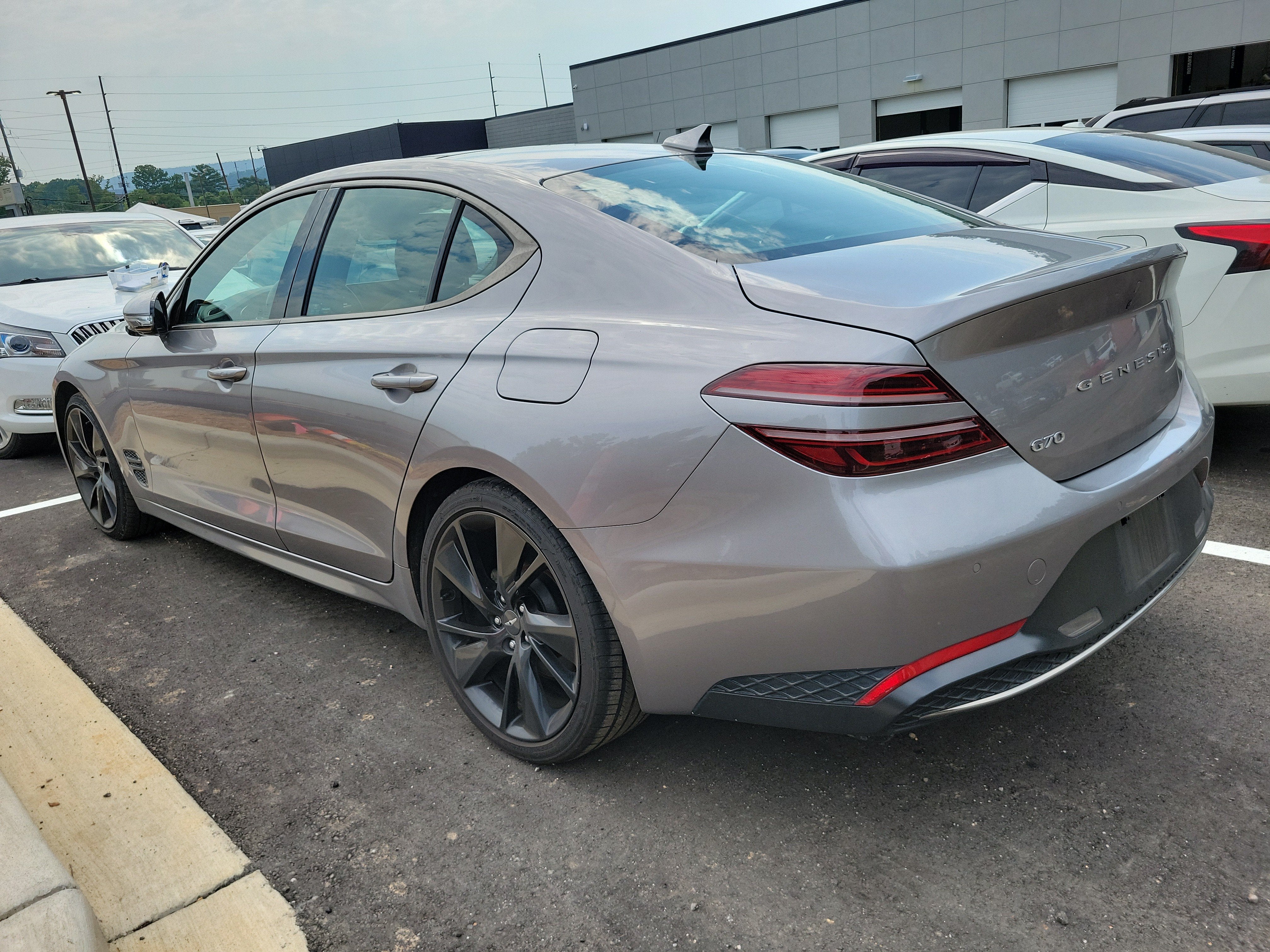 2023 Genesis G70 2.0T