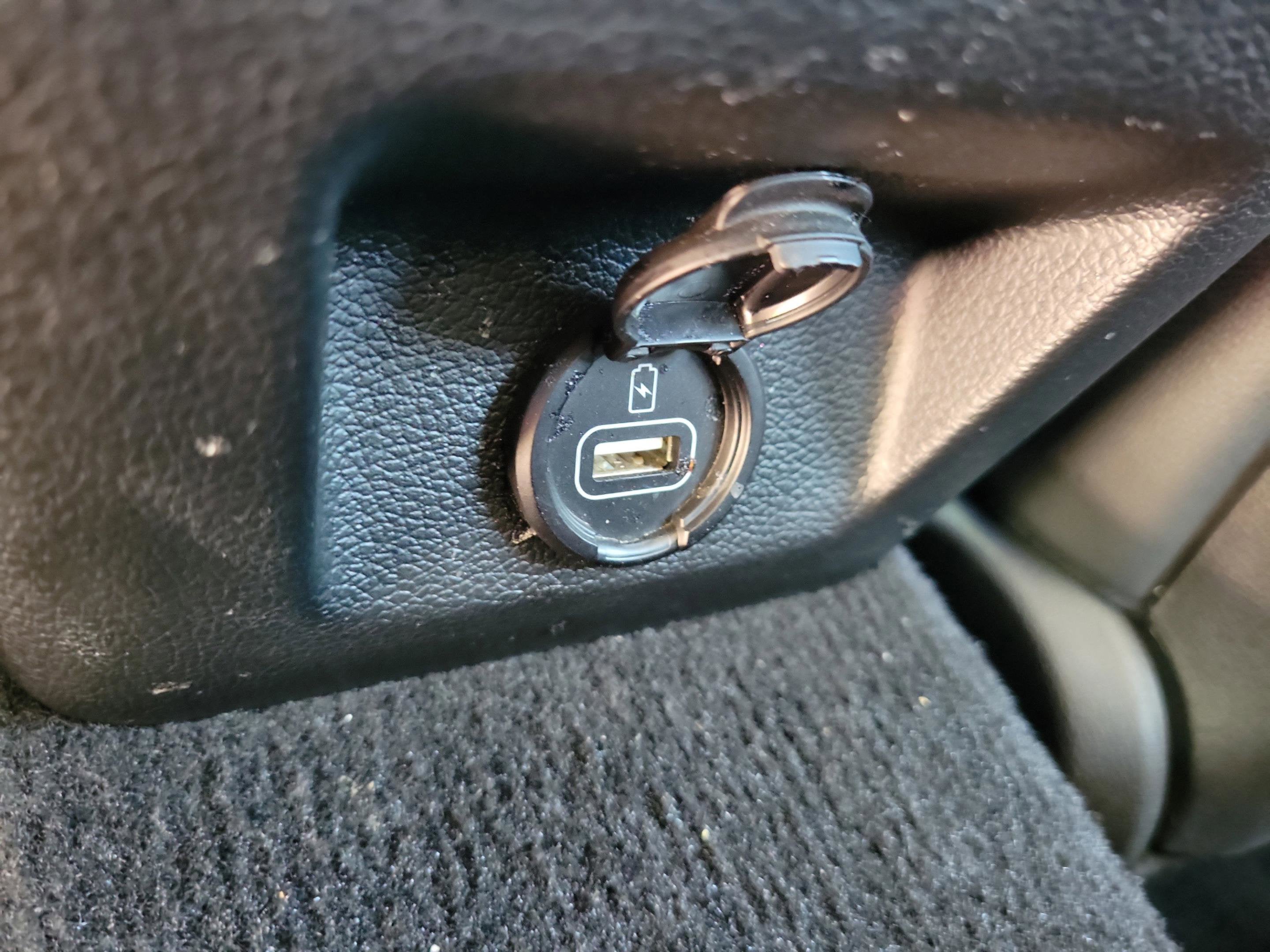 2022 Genesis G70 2.0T