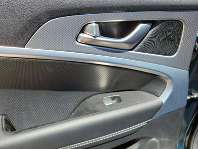 2022 Genesis G70 2.0T